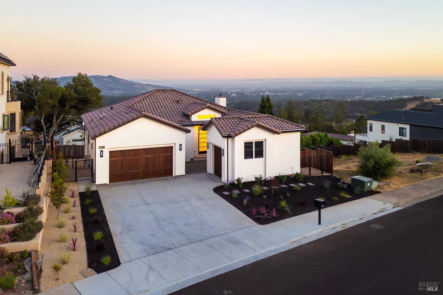 Santa Rosa, CA 95404,2156 Wedgewood WAY