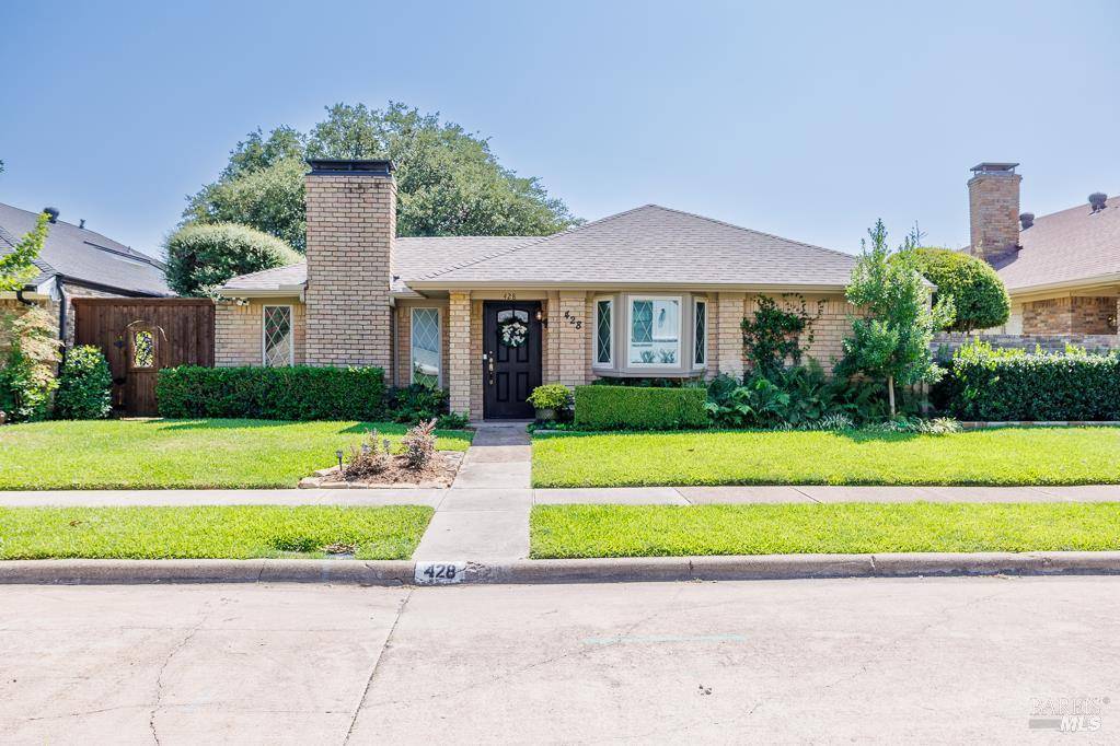 Outside California, CA 75081,428 Tall Oaks LN