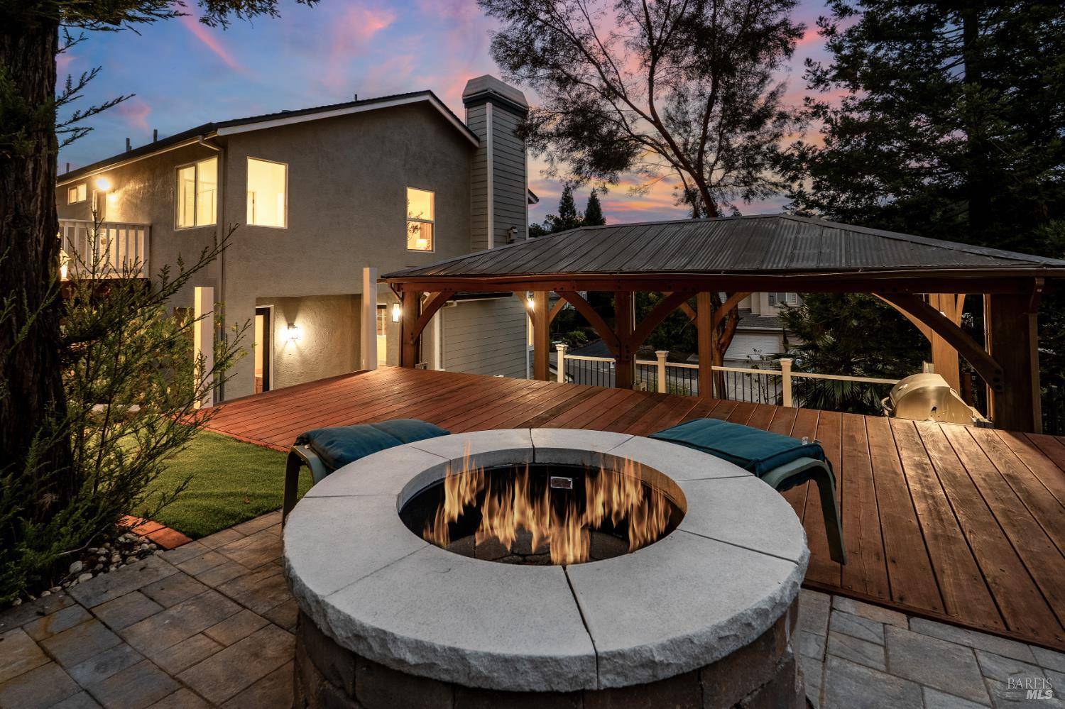 Santa Rosa, CA 95403,3428 Lake Park CT