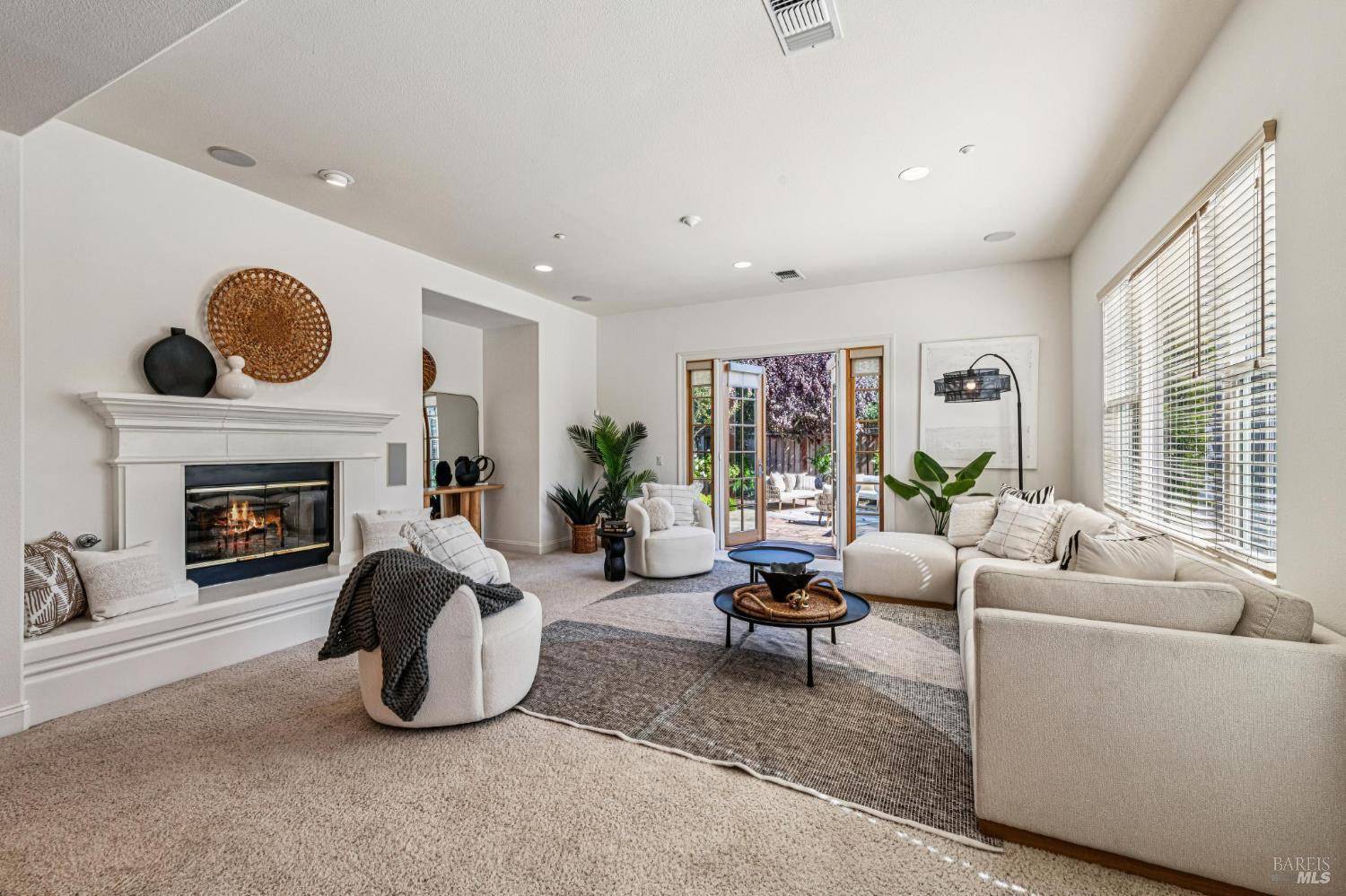 Sonoma, CA 95476,1220 Brockman LN