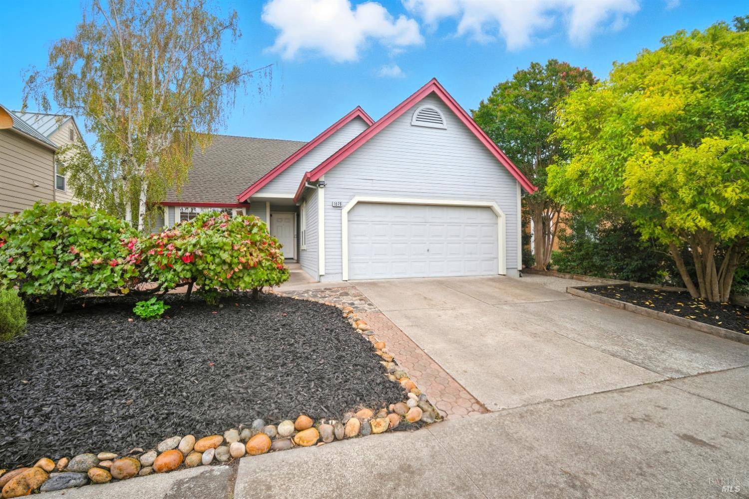 Santa Rosa, CA 95403,1626 Woodhue AVE