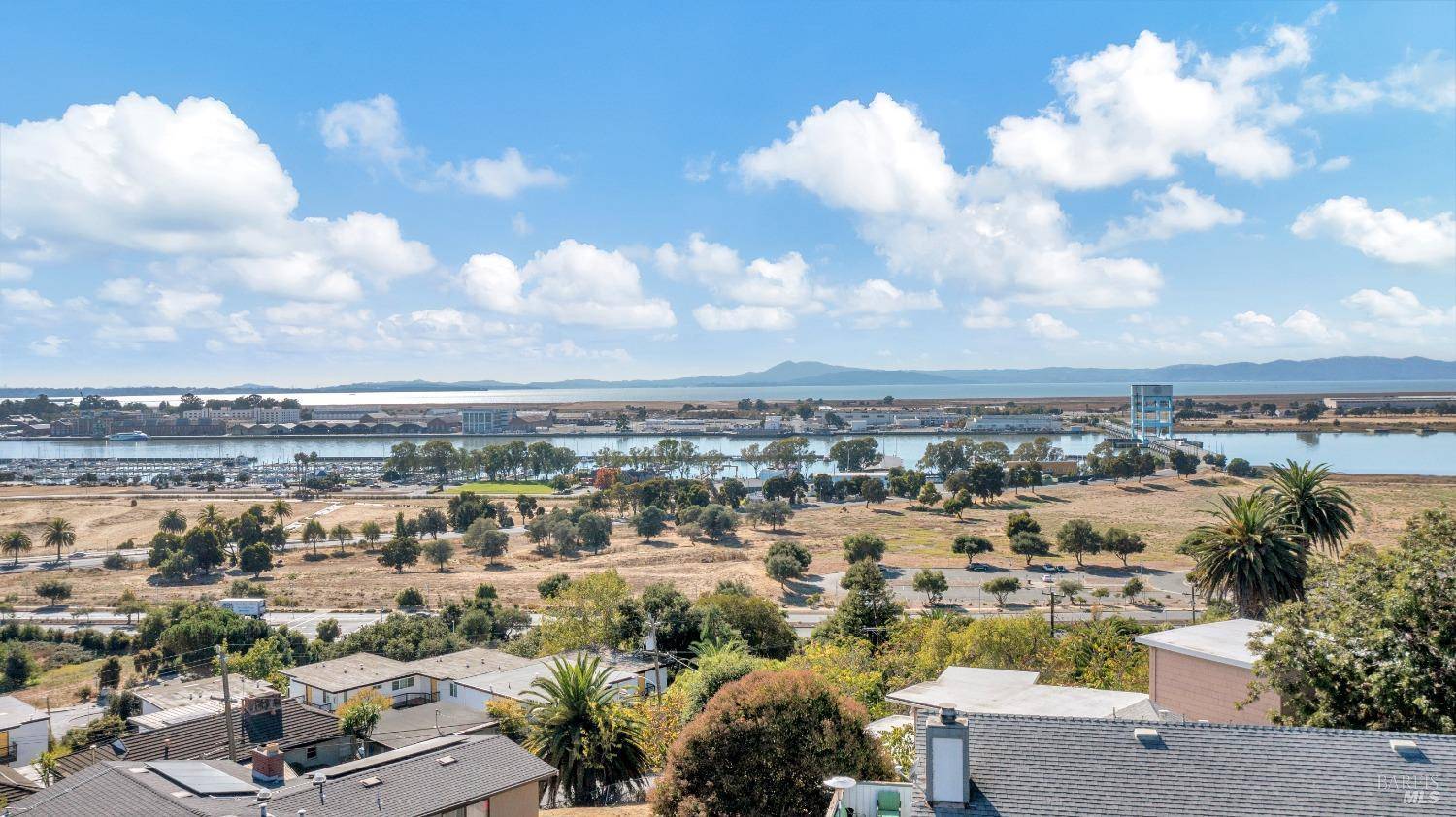 Vallejo, CA 94590,104 Baxter ST