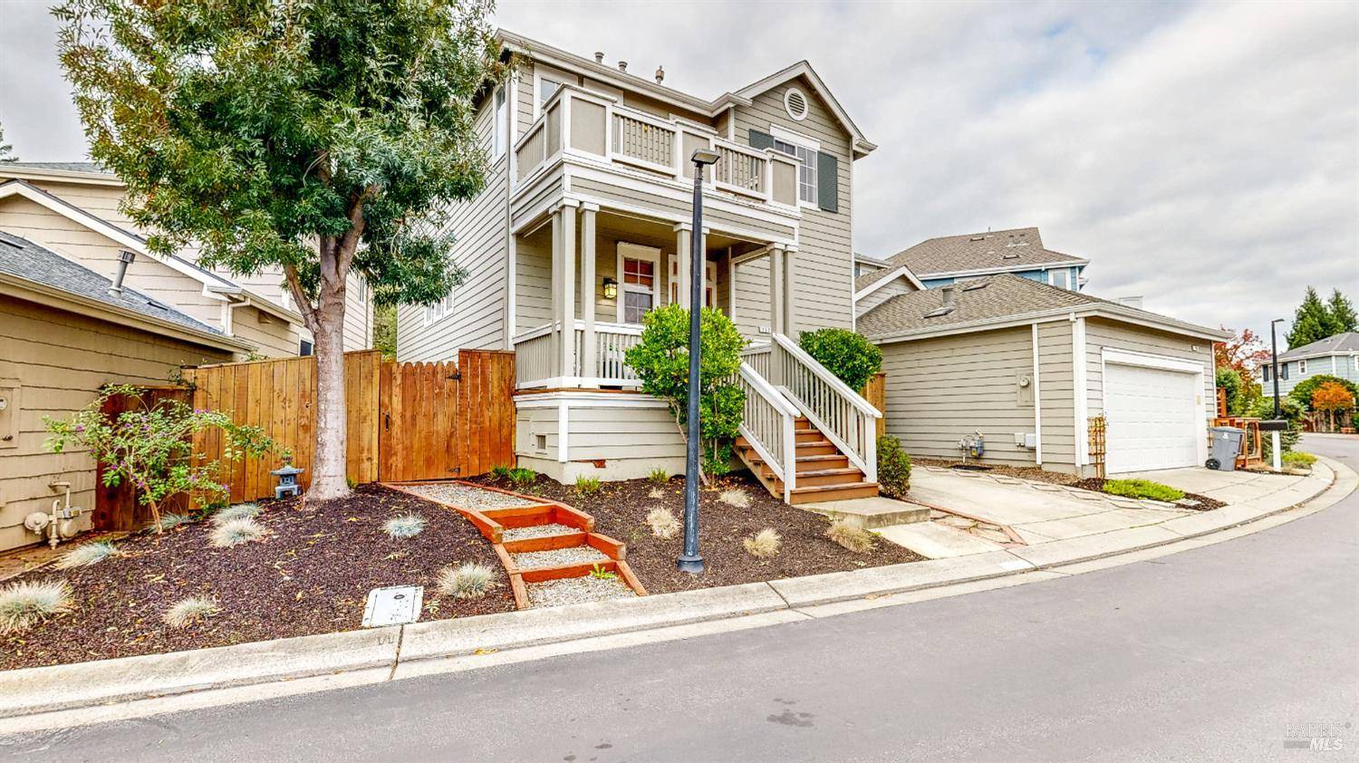 Petaluma, CA 94952,232 Mcnear CIR