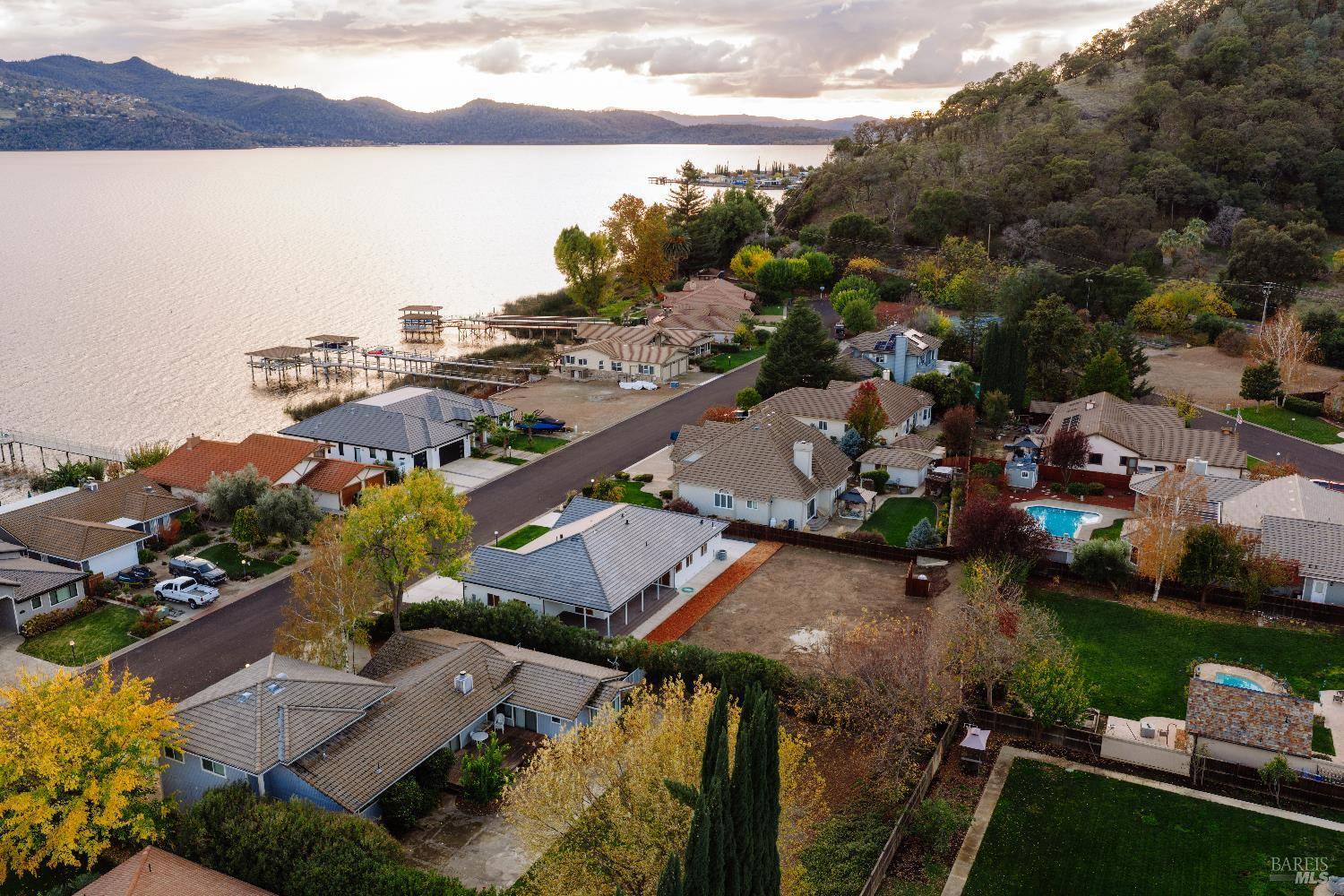 Lucerne, CA 95458,8388 Paradise Lagoon DR