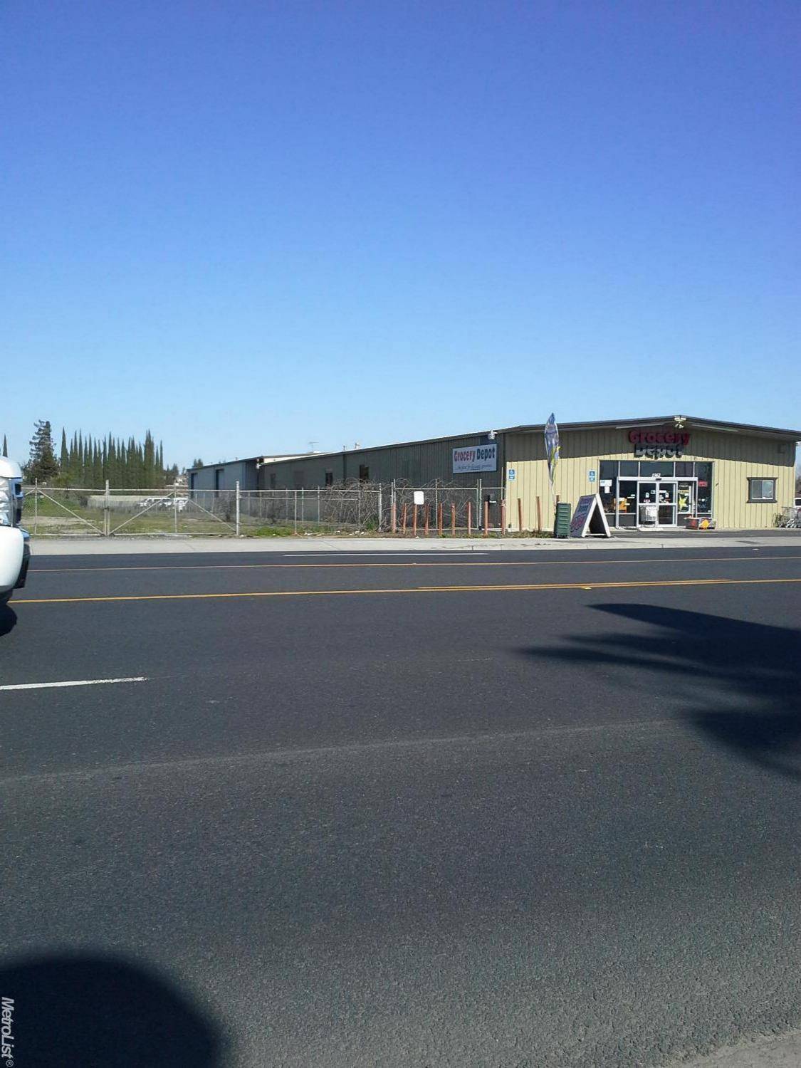 Oakdale, CA 95361,1362 E F