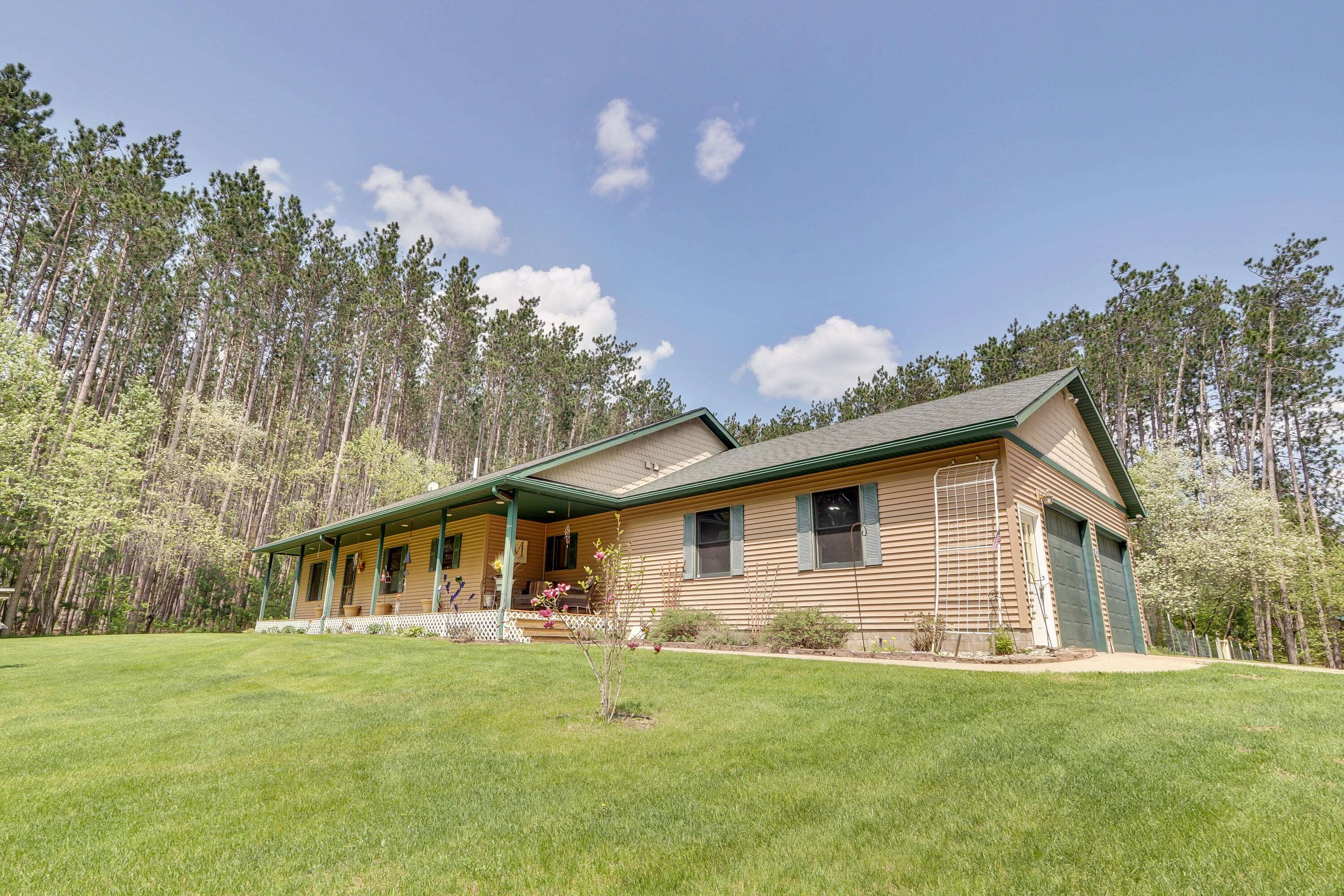 Gaylord, MI 49735,319 Pinecrest