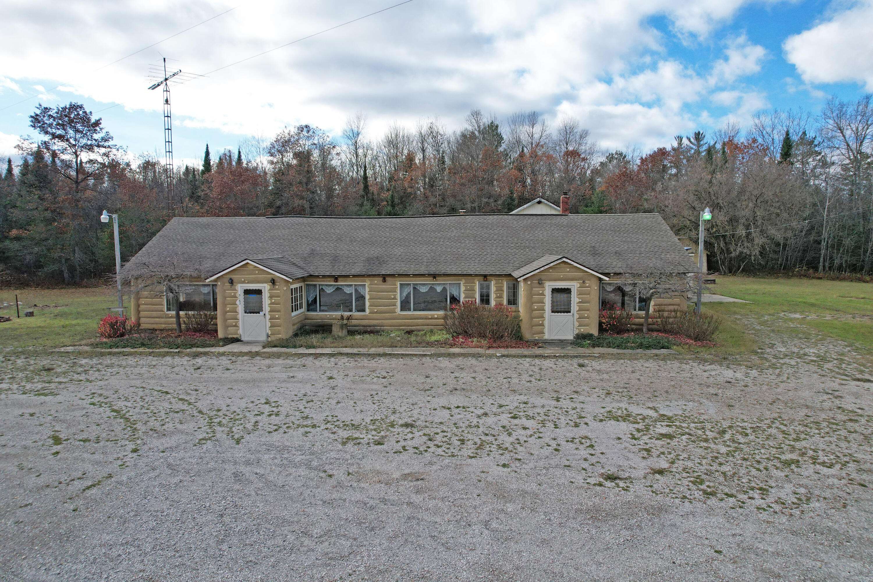 Lewiston, MI 49756,3163 N Red Oak RD