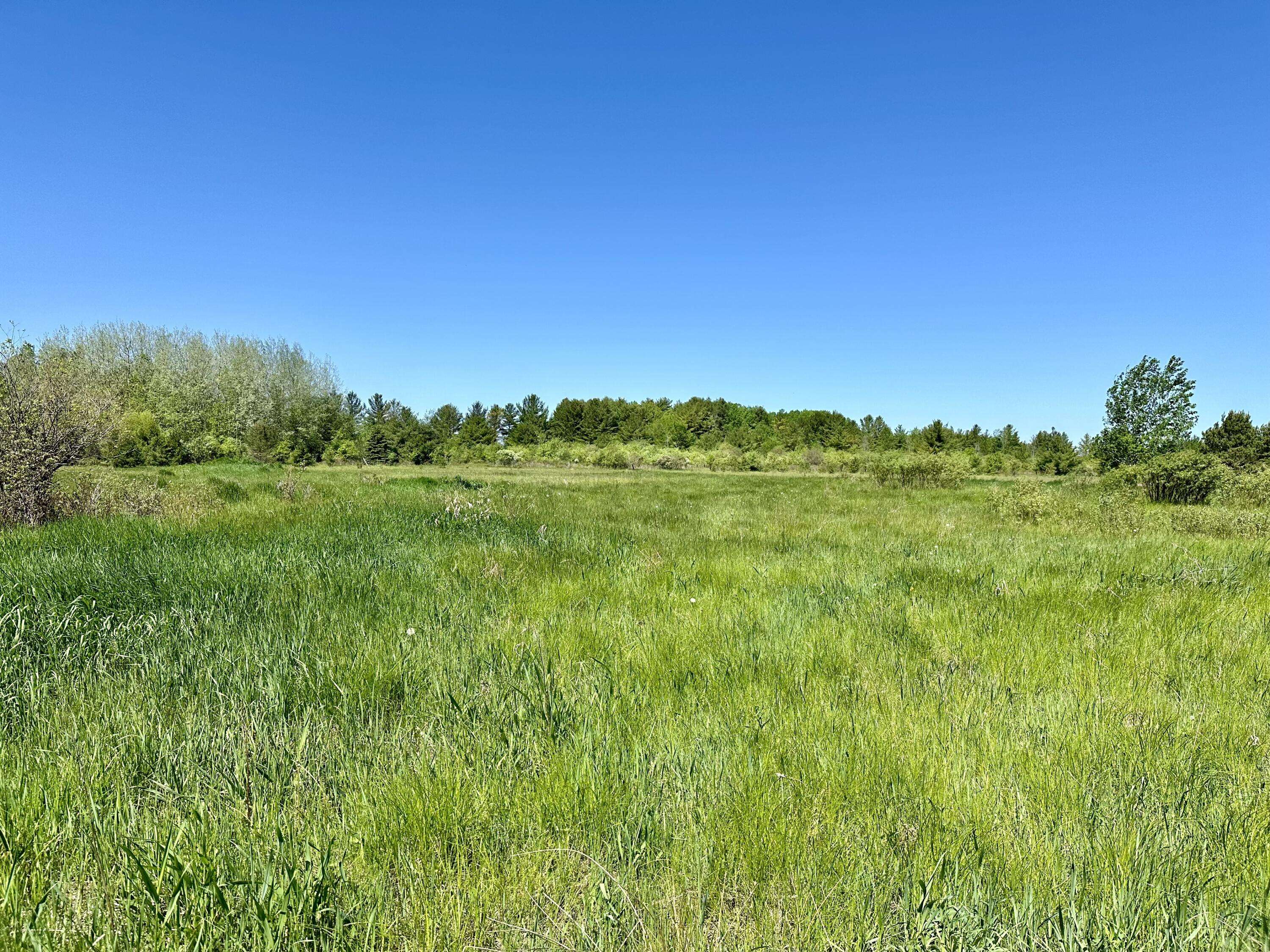 Cheboygan, MI 49721,N Straits HWY 34.44 acres