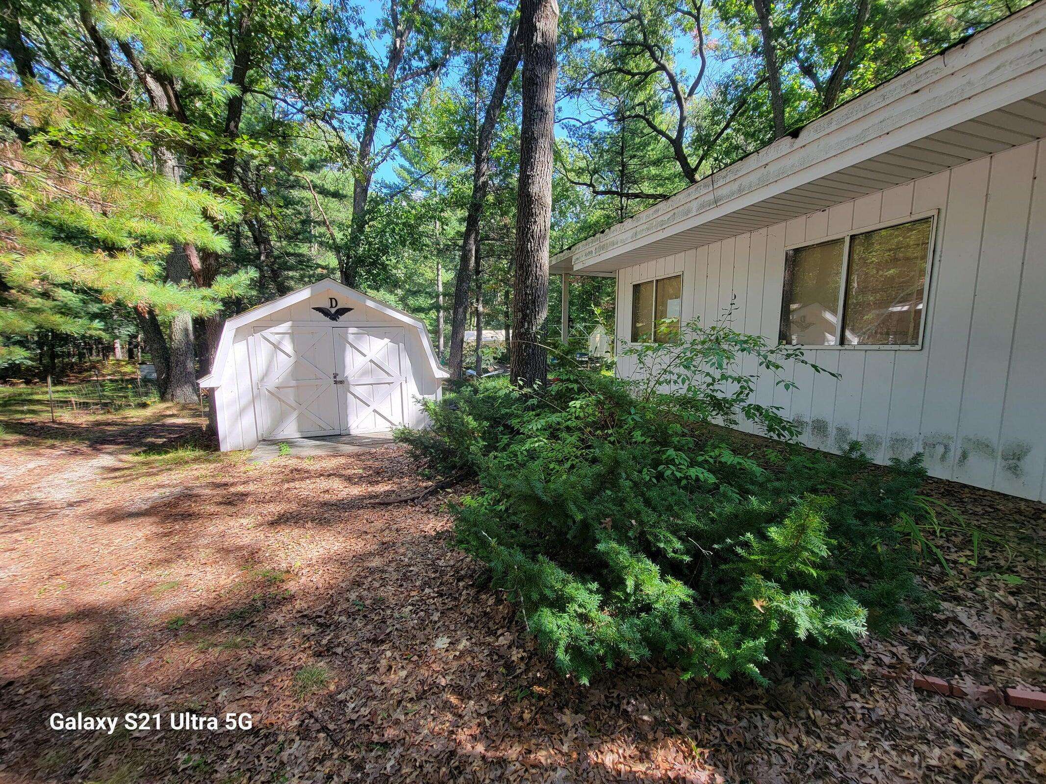 Prudenville, MI 48651,315 windsor DR