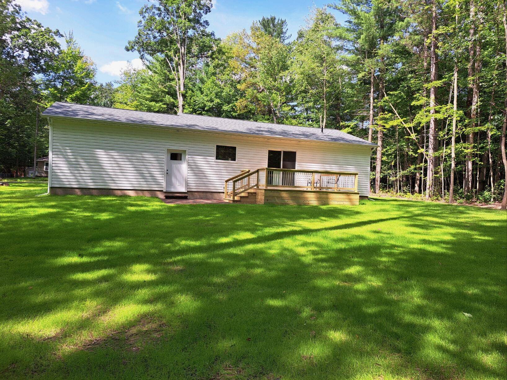 Houghton Lake, MI 48629,129 Teaberry Lane LN