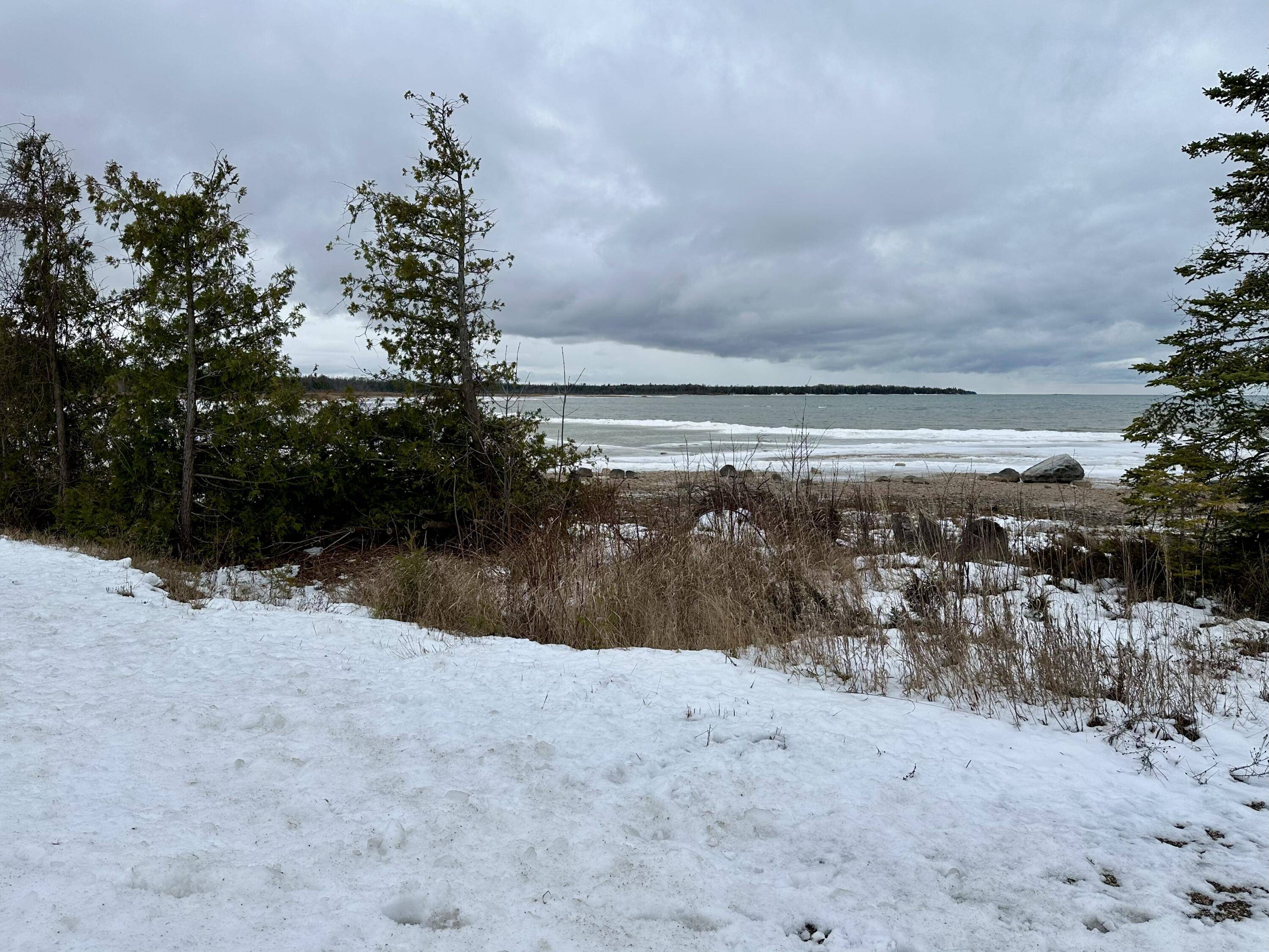 Mackinaw City, MI 49701,XXX E Wilderness Park DR 10 acres