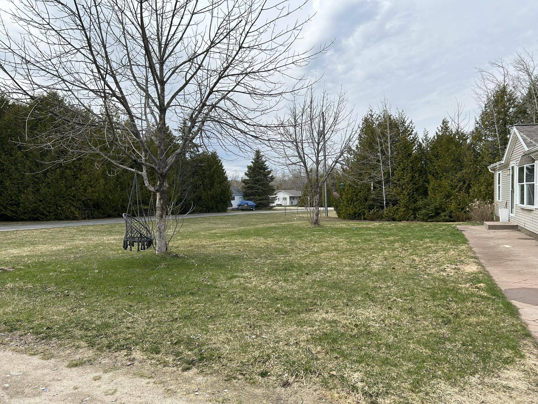 St. Ignace, MI 49781,115 Sorrels DR
