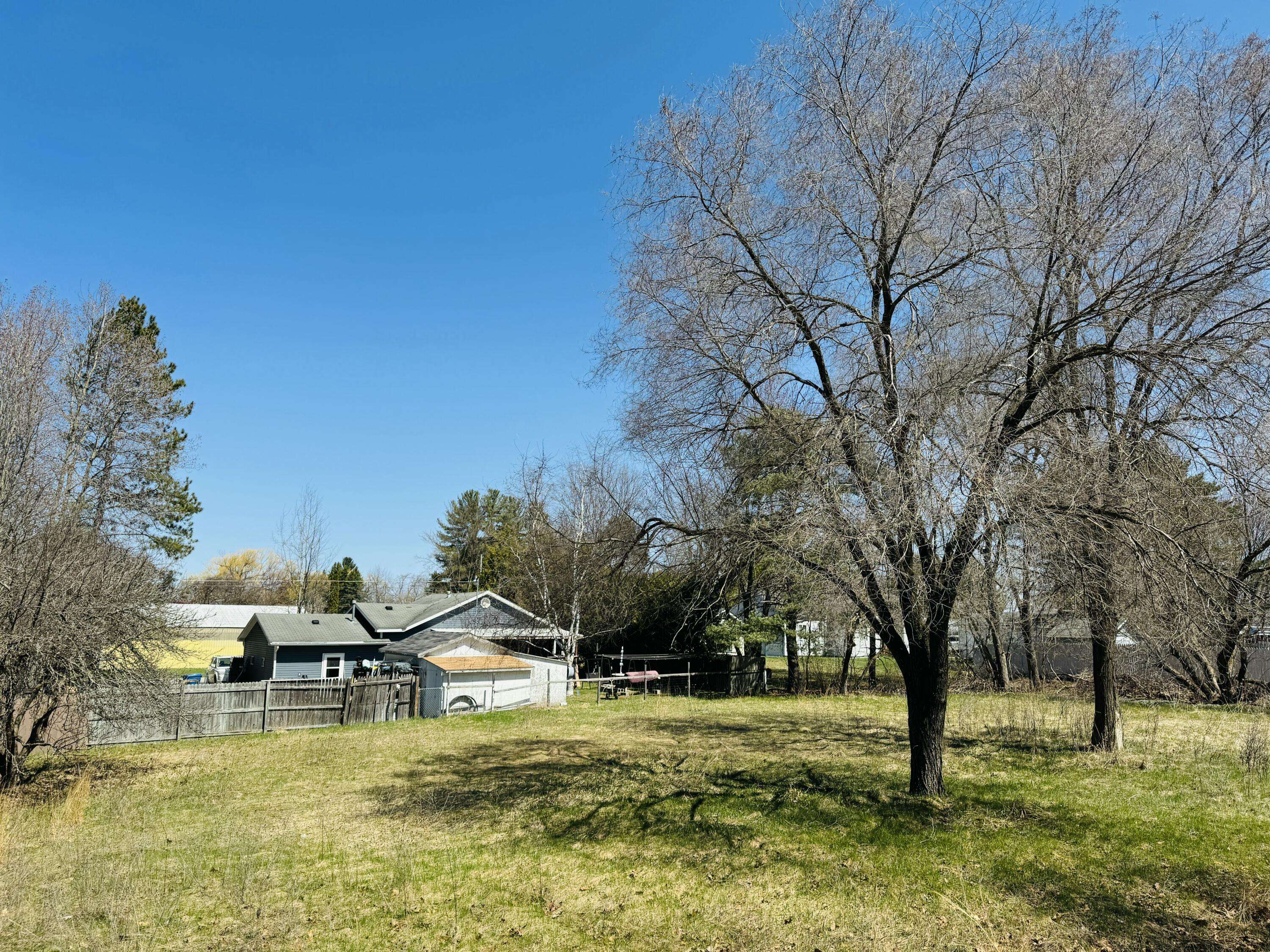 Houghton Lake, MI 48629,xxx Elm ST