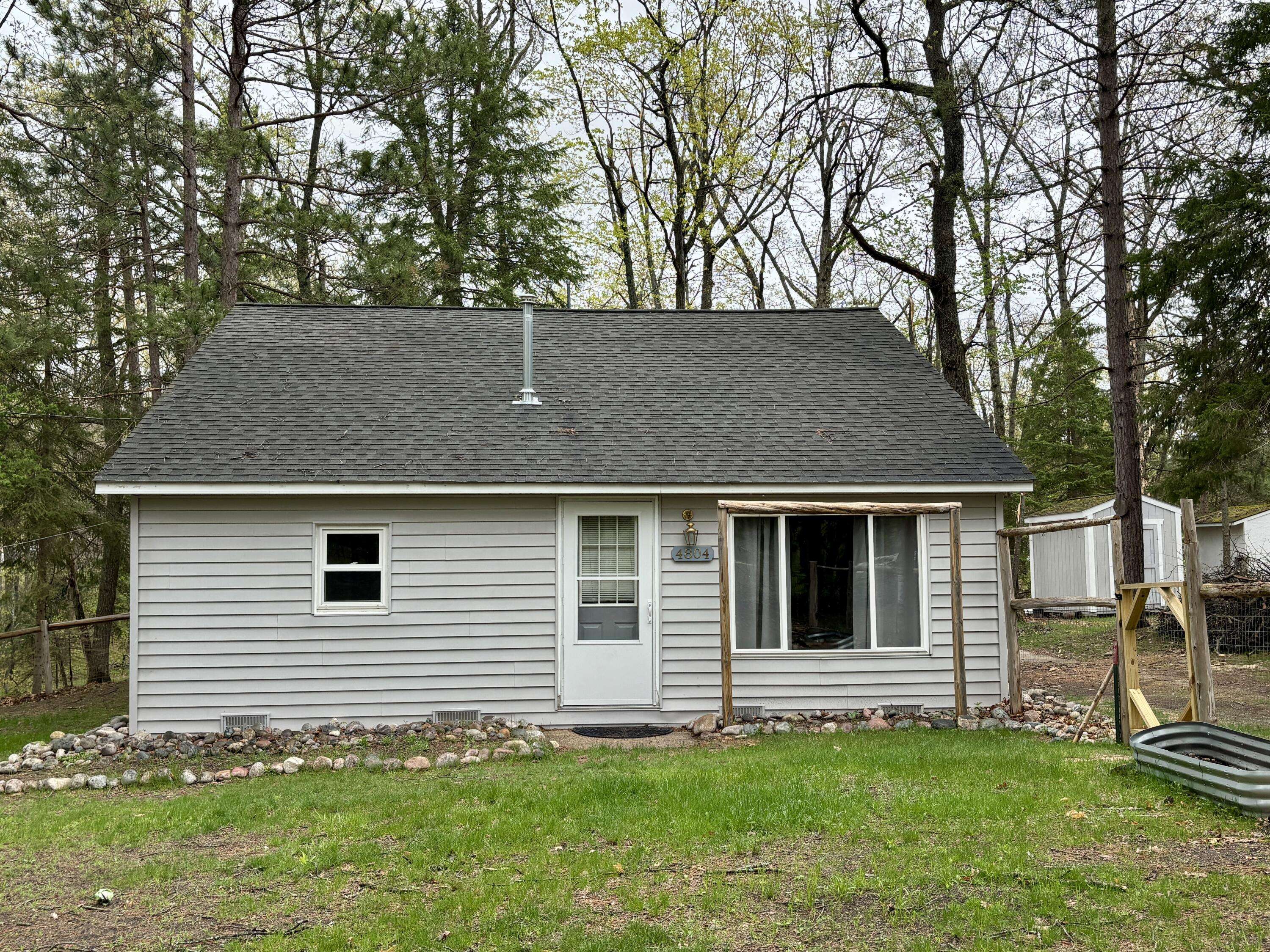 Comins, MI 48619,4804 Basil DR