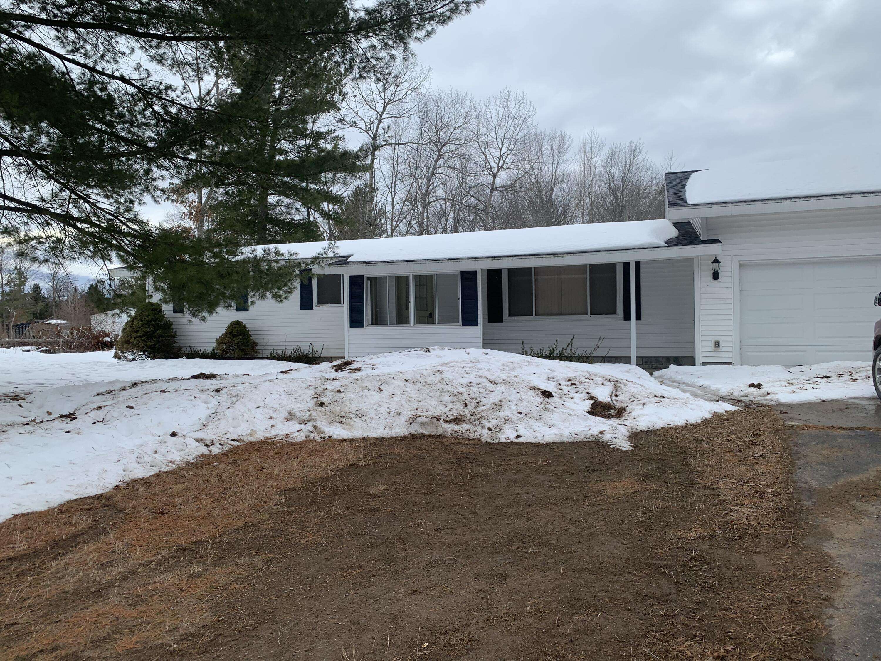 Ossineke, MI 49766,12886 S US-23