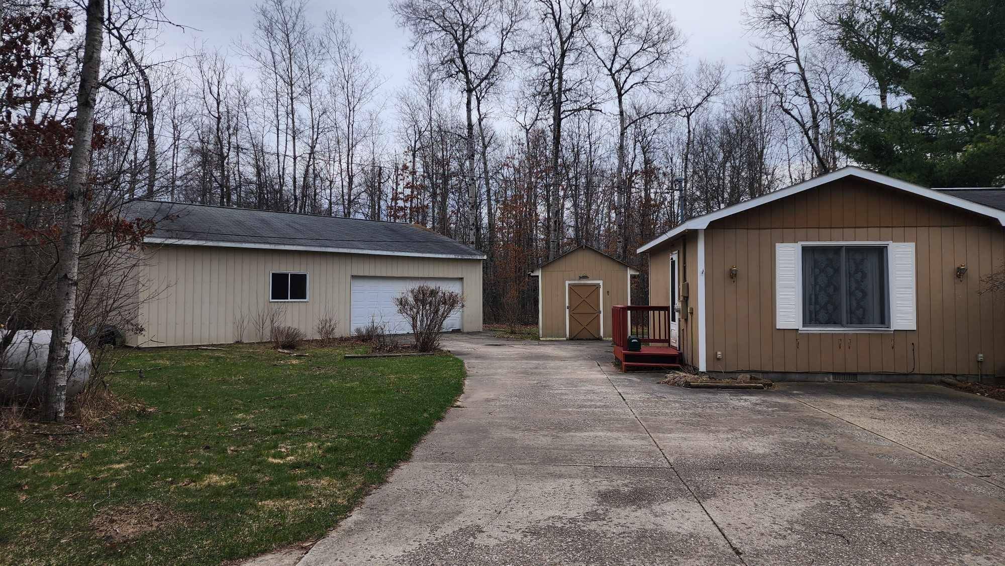 Roscommon, MI 48653,5715 W Marl Lake RD