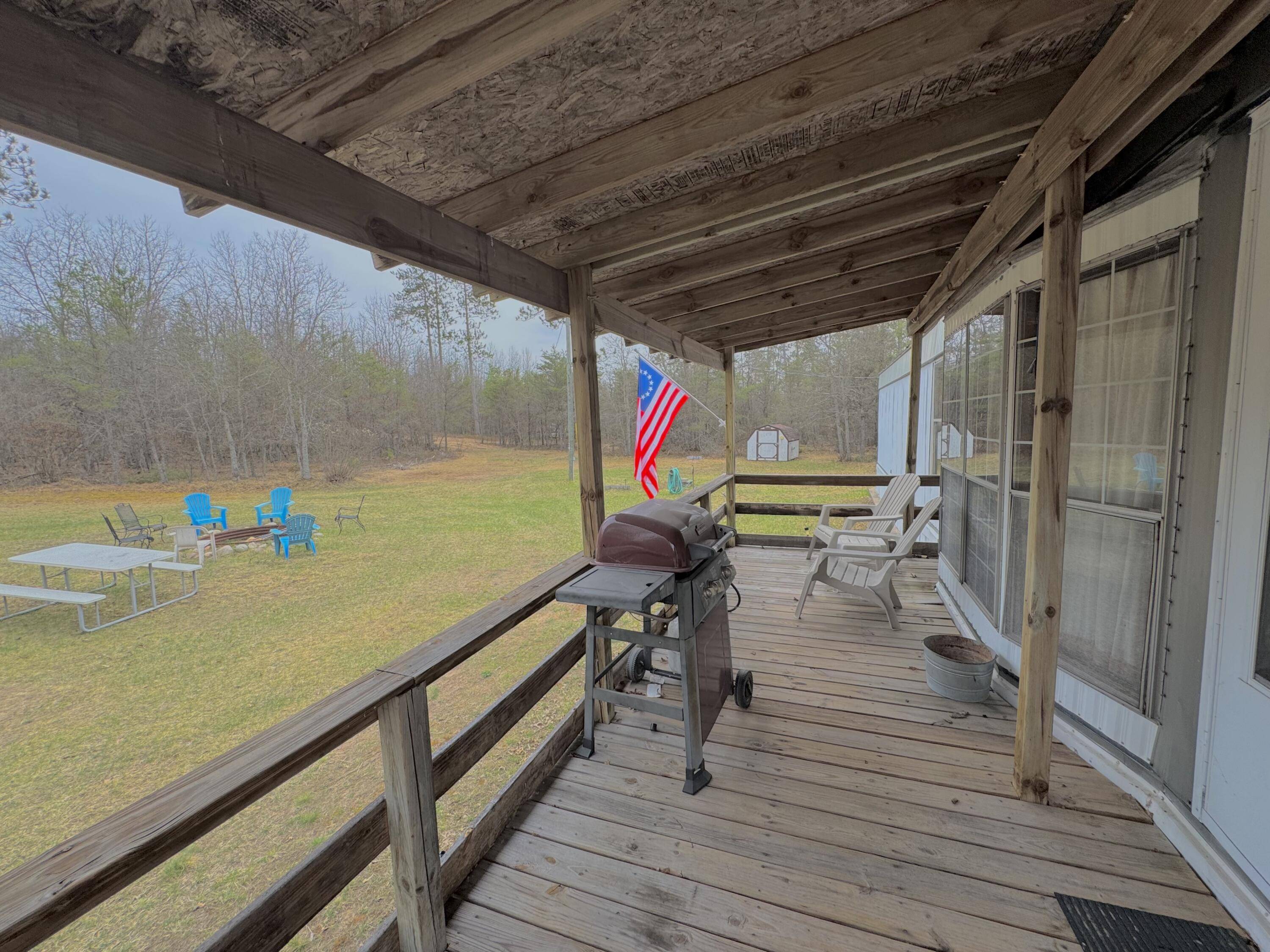 Grayling, MI 49738,427 Goline RD