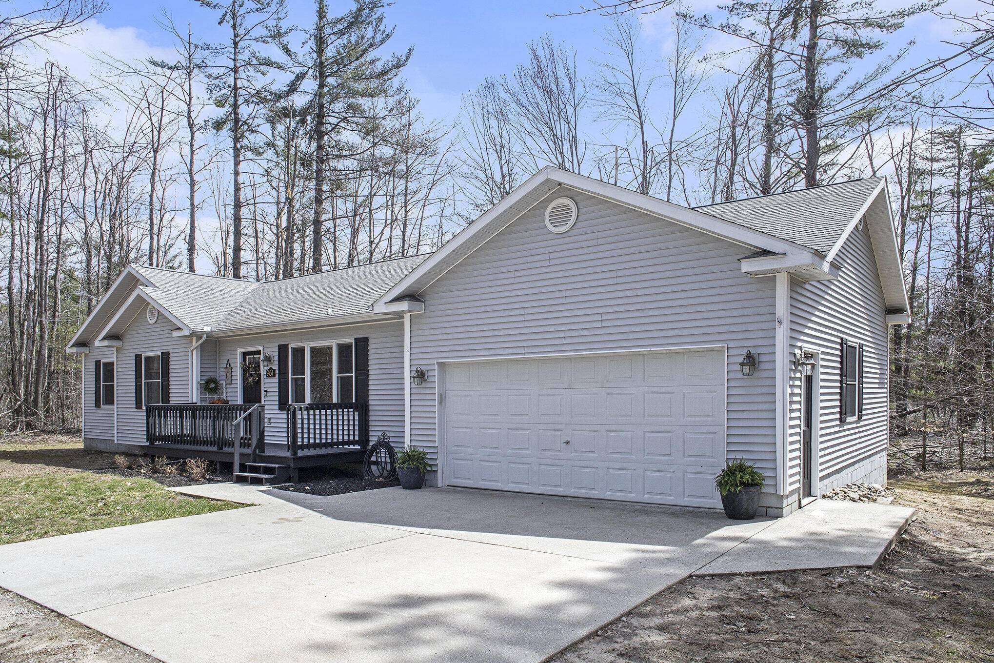 Gaylord, MI 49735,961 Spring DR