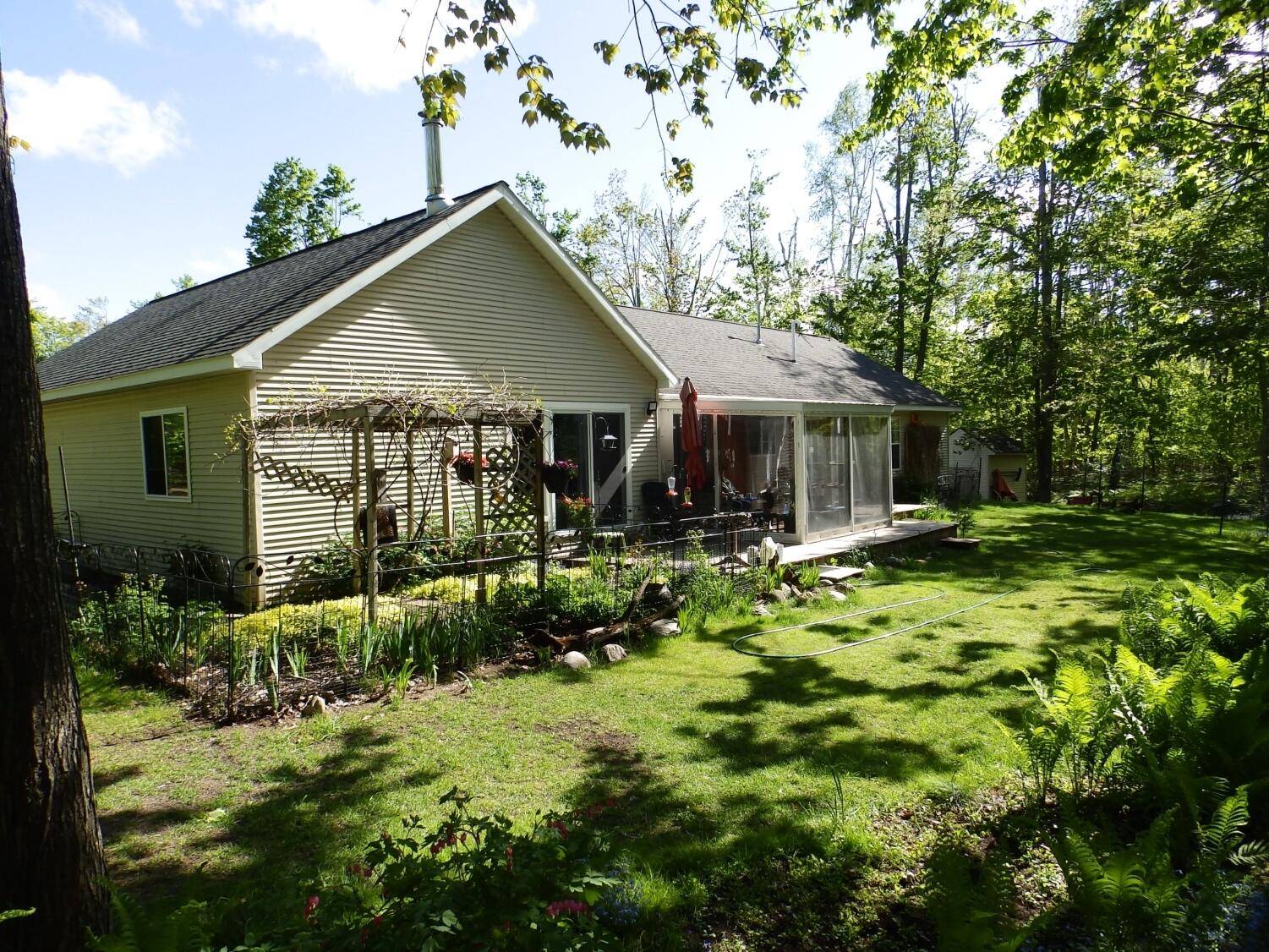 Gaylord, MI 49735,7153 Sugar Hill CIR