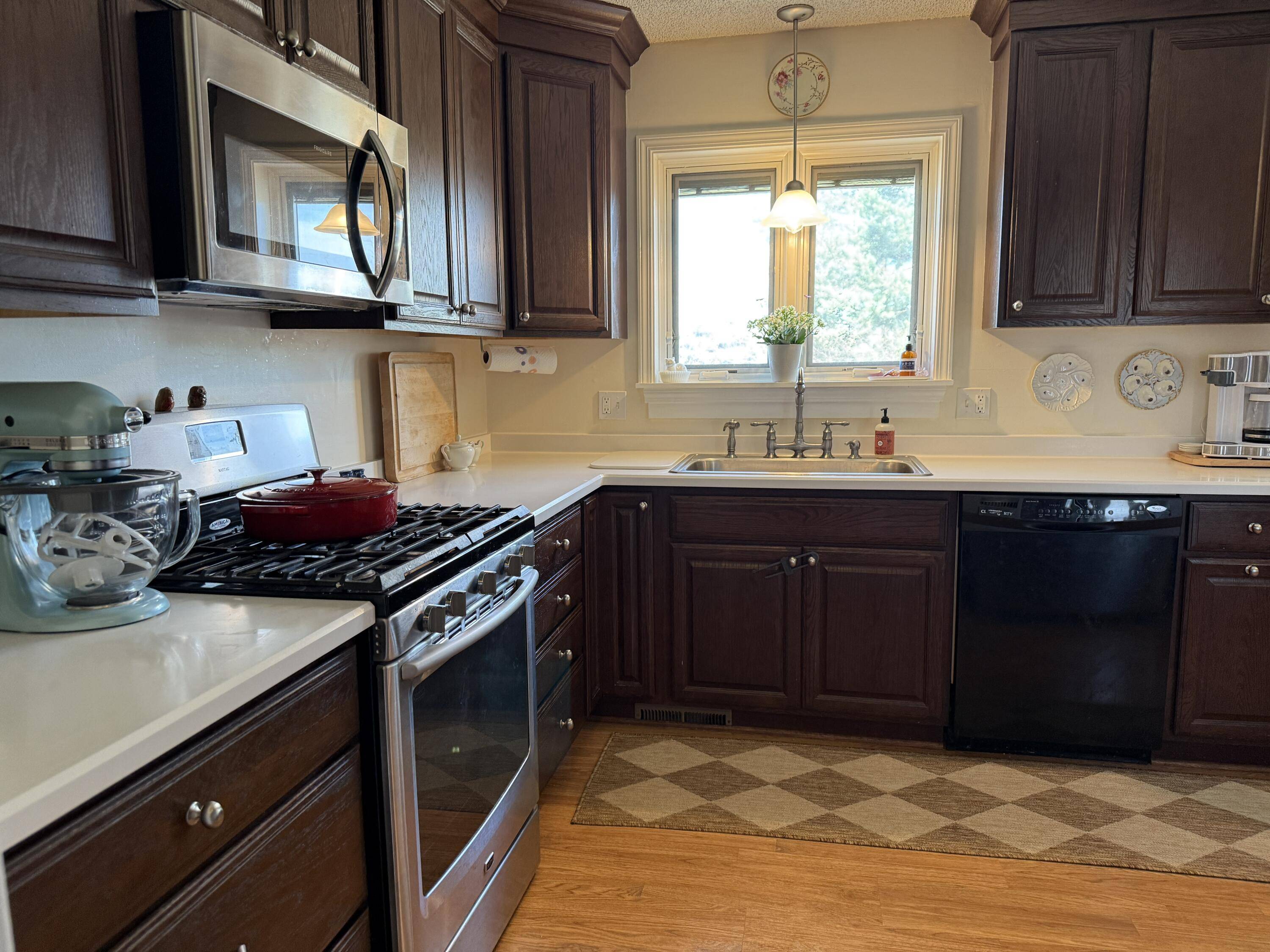 Cheboygan, MI 49721,8888 Inverness RD