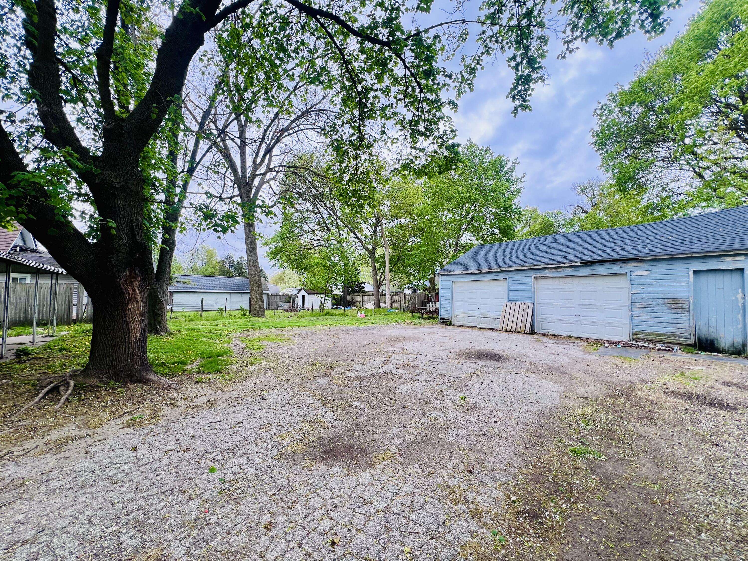 Owosso, MI 48867,1003 Fletcher ST