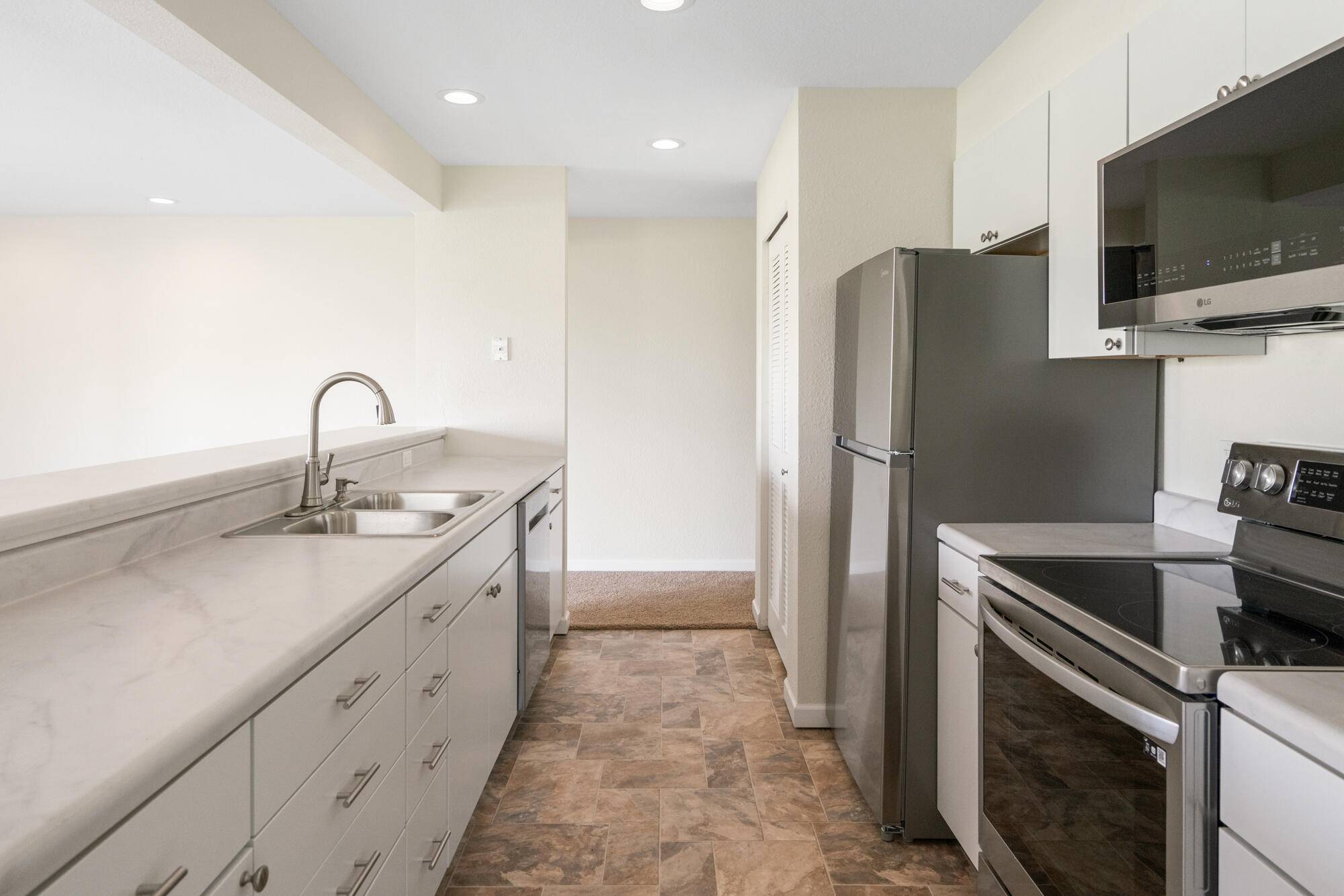 Petoskey, MI 49770,2067 Woods LN #Unit 13
