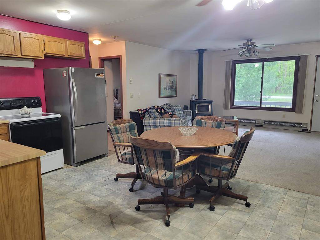 Lake, MI 48632,6352 White Acre DR