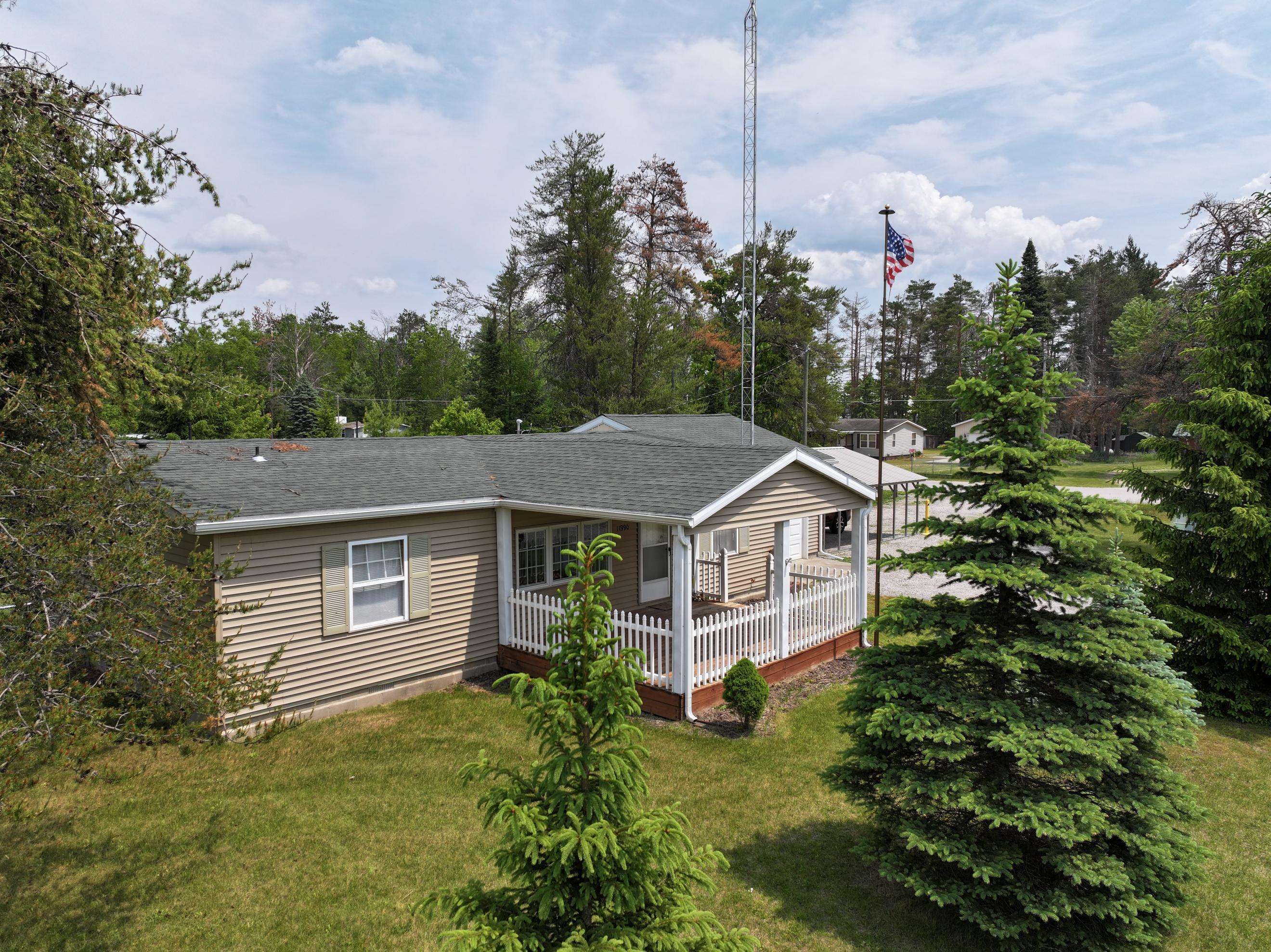 Atlanta, MI 49709,11990 Lake 15 RD