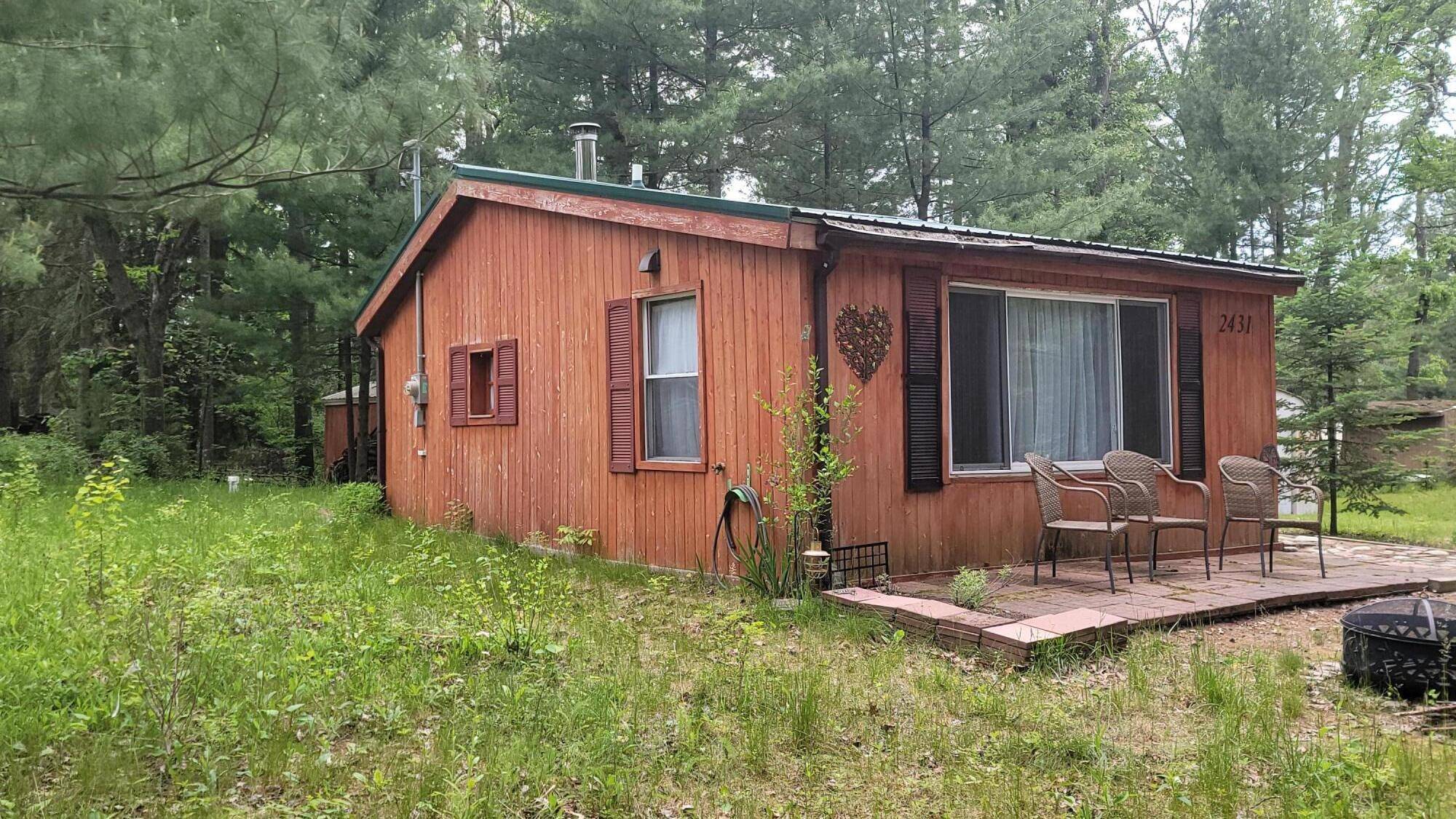 Harrison, MI 48625,2431 Dodge Lake RD