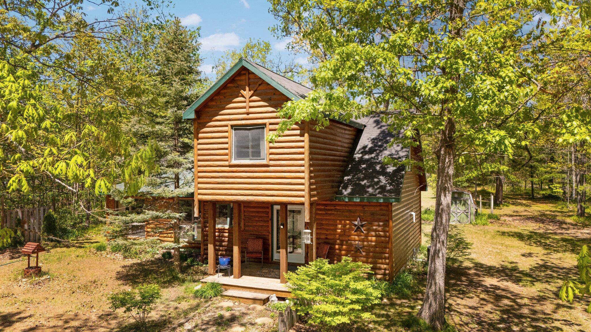 Lewiston, MI 49756,5466 Big Wolf LN