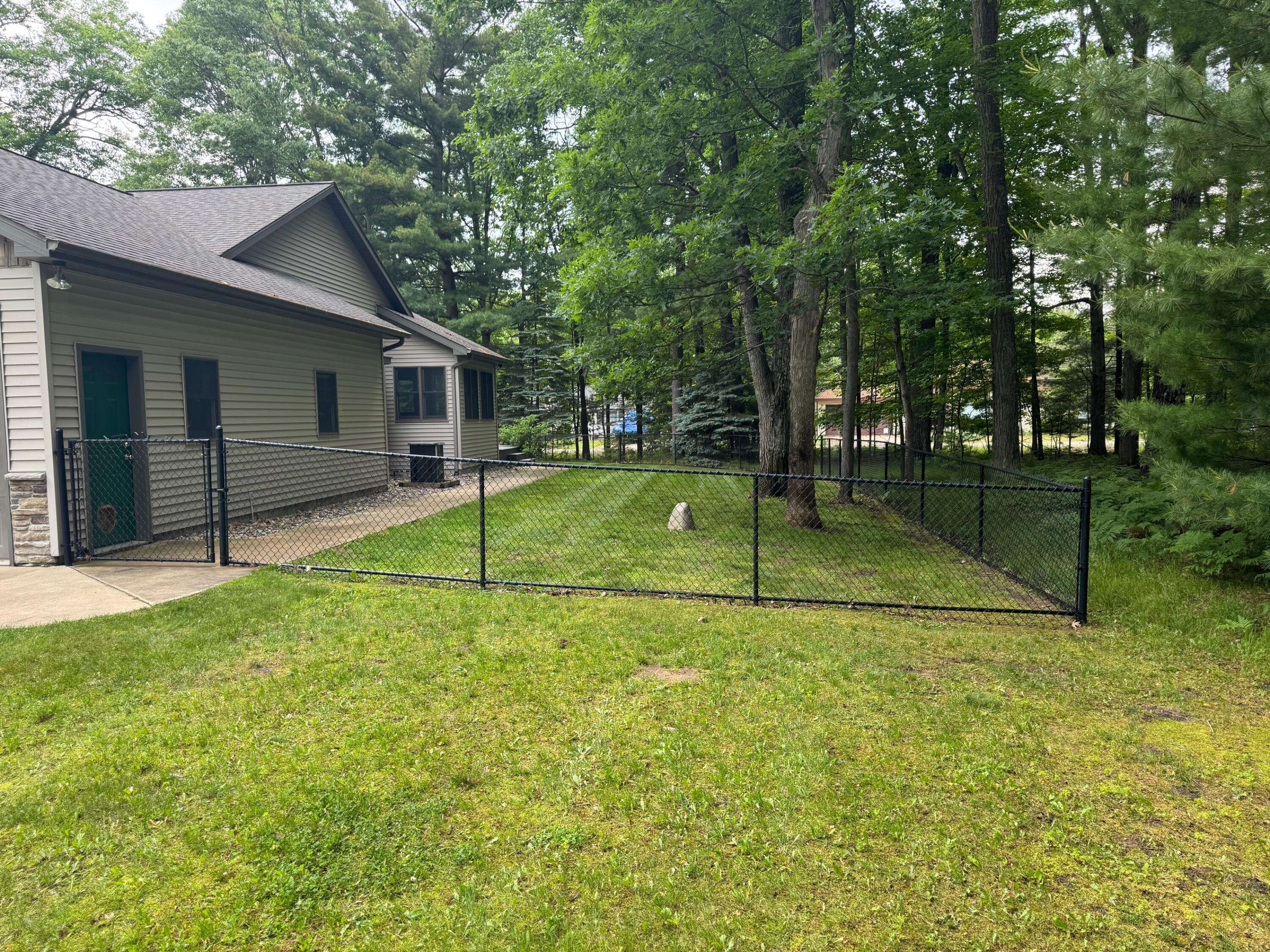 Prudenville, MI 48651,147 Indian Oaks Trail