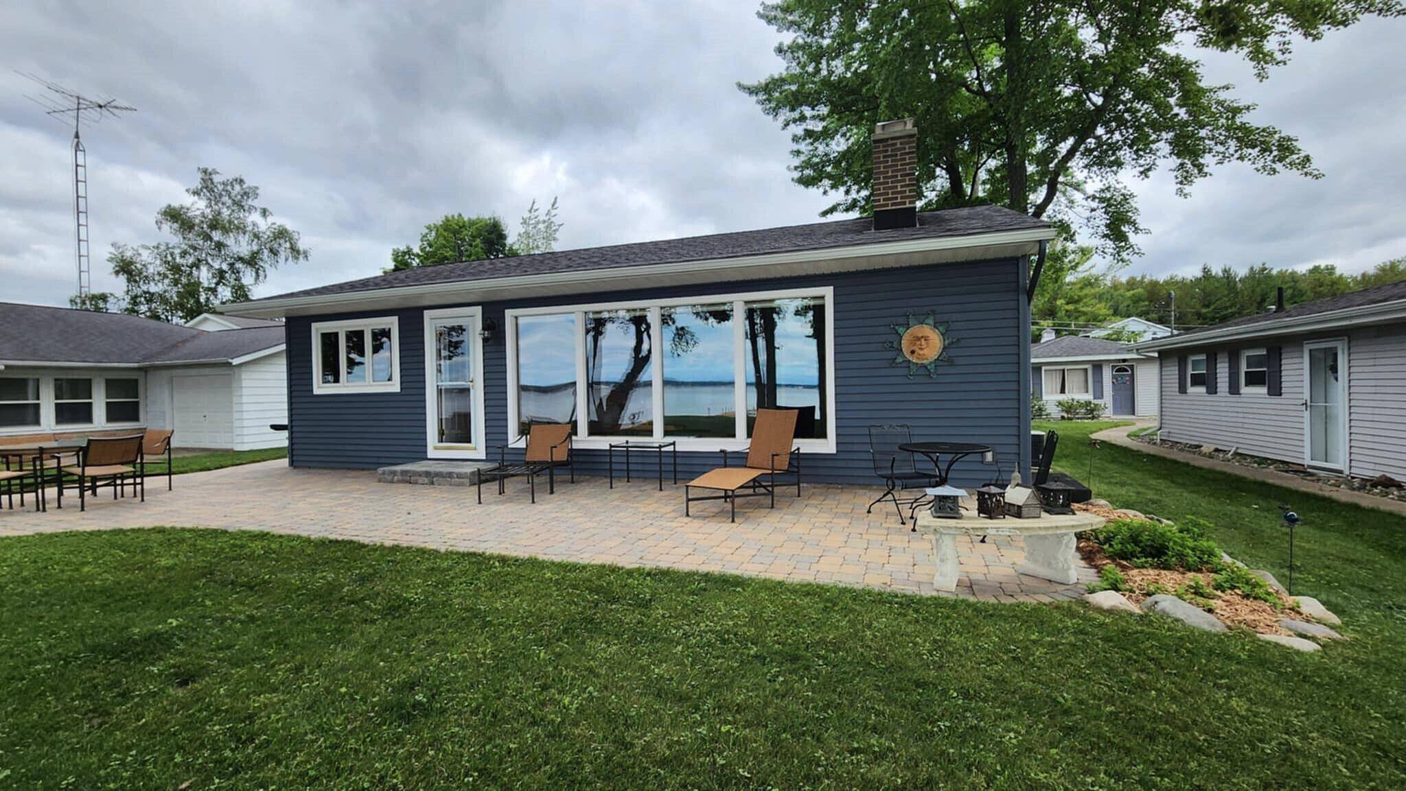 Houghton Lake, MI 48629,1115 Long Point DR #A