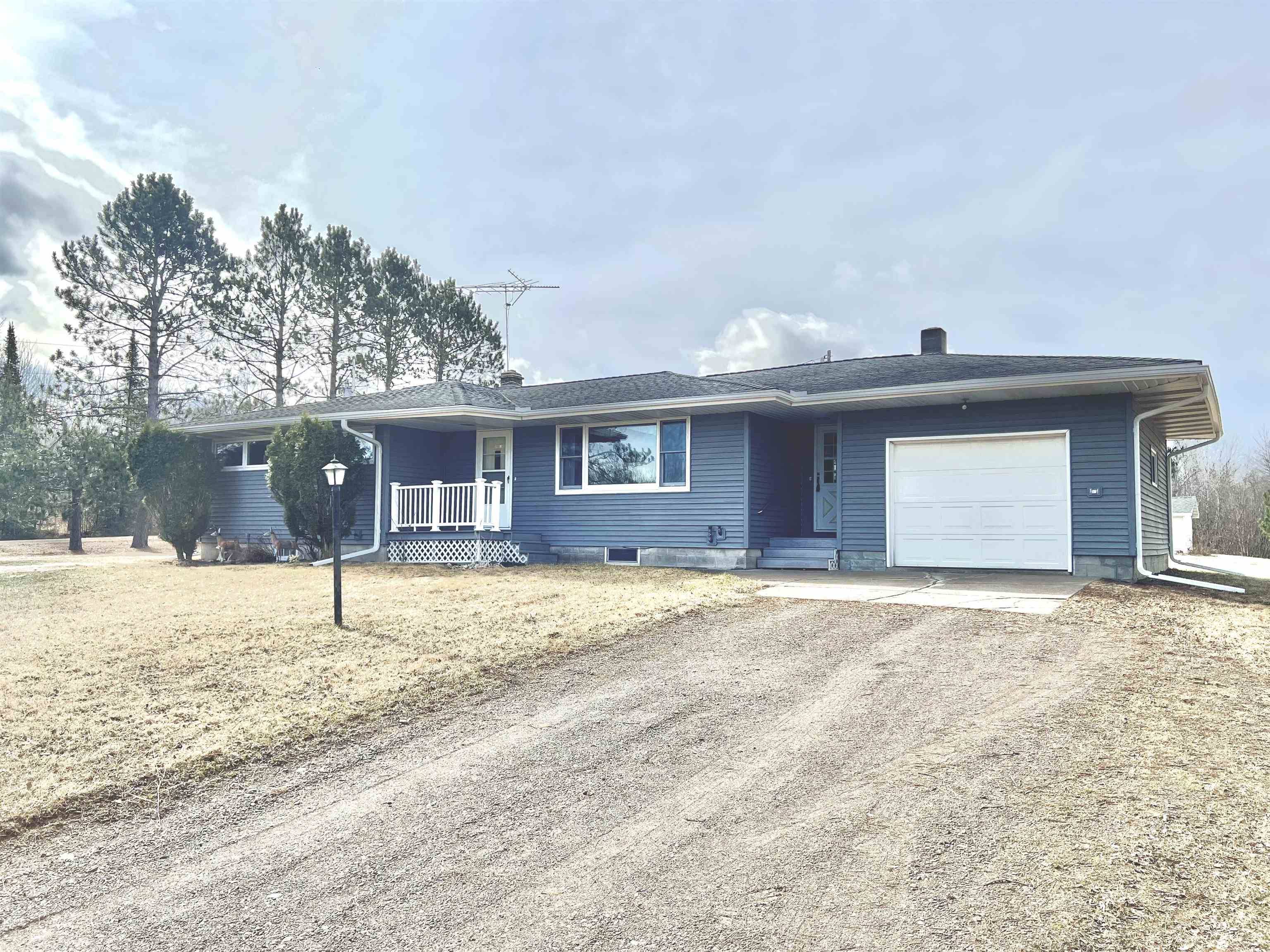 Cloquet, MN 55720,6766 Morris Thomas Rd