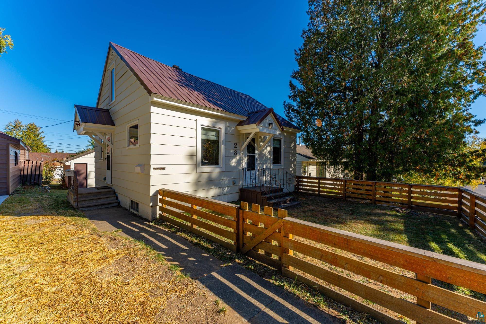 Ely, MN 55731,23 E Boundary St