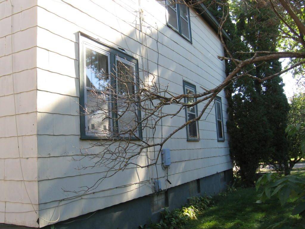 Ely, MN 55731,21 White St