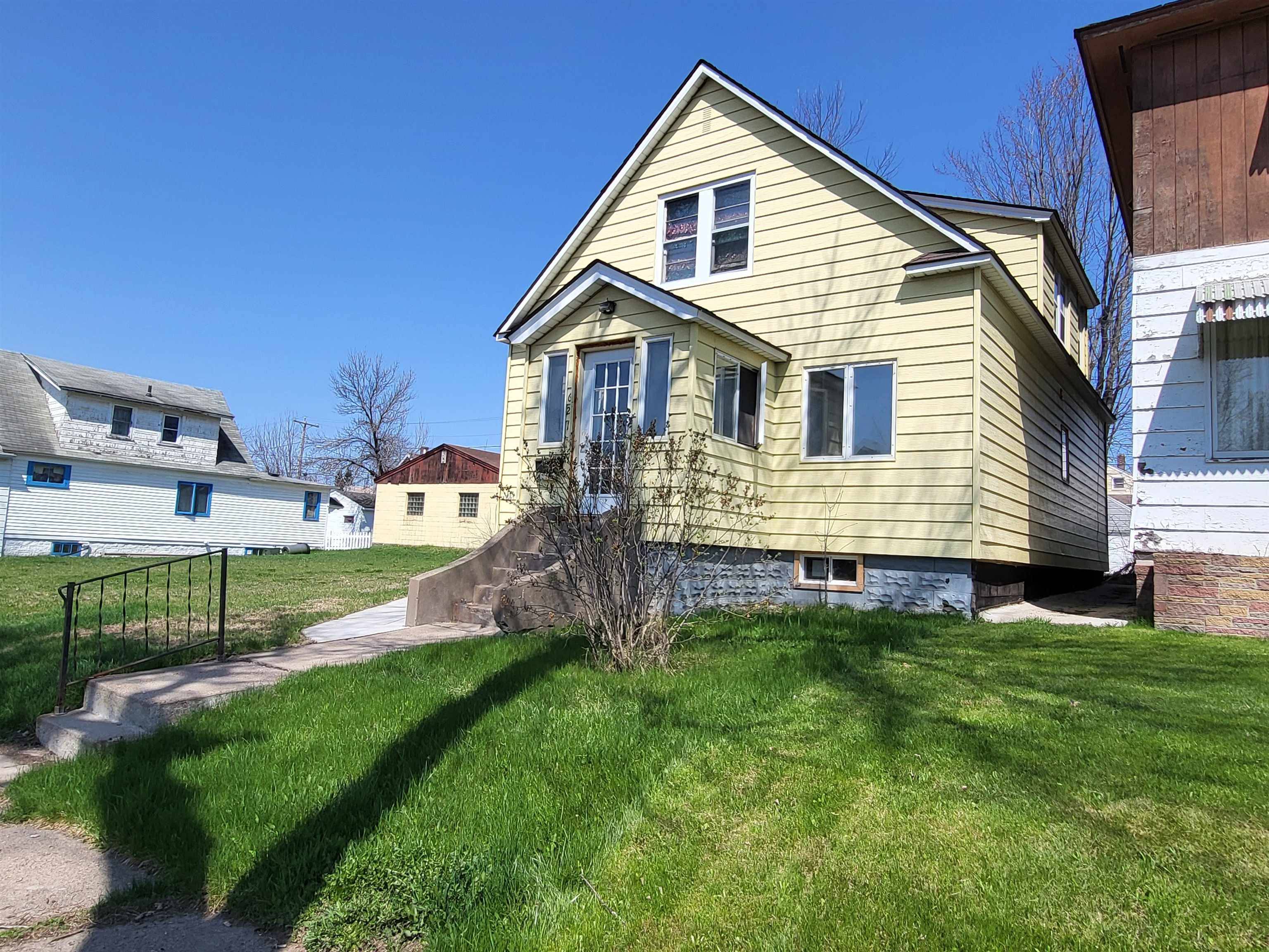 Eveleth, MN 55734,621 Hayes St