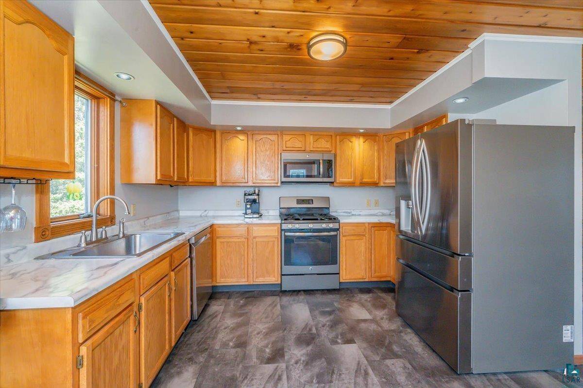 Cloquet, MN 55720,1514 14th St
