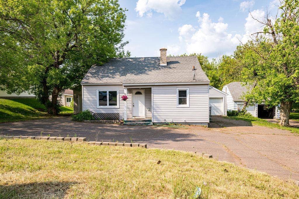 Cloquet, MN 55720,807 Prospect Ave W