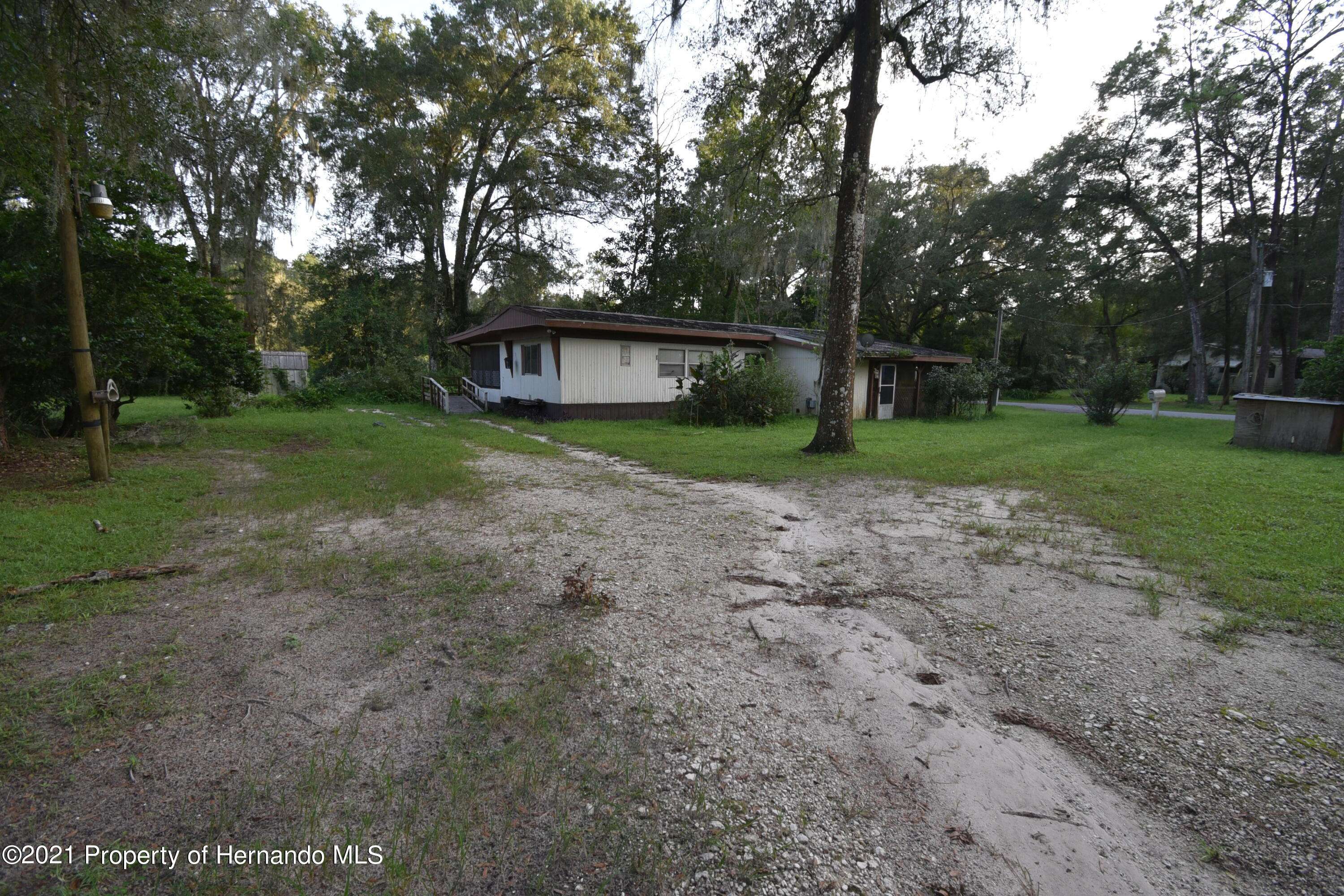 Bushnell, FL 33513,8297 CR 648