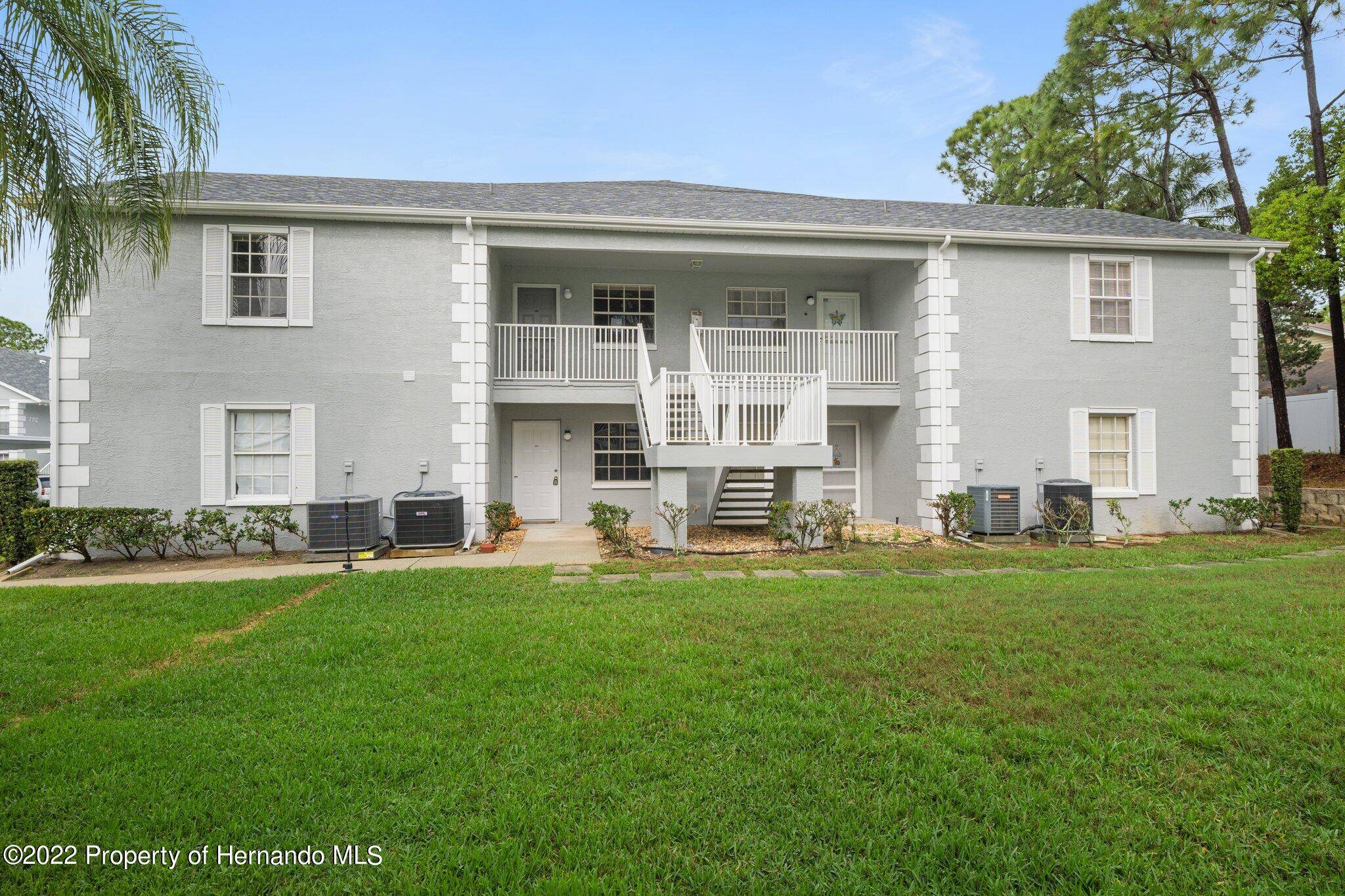 Hudson, FL 34667,7721 Hillside Court #203