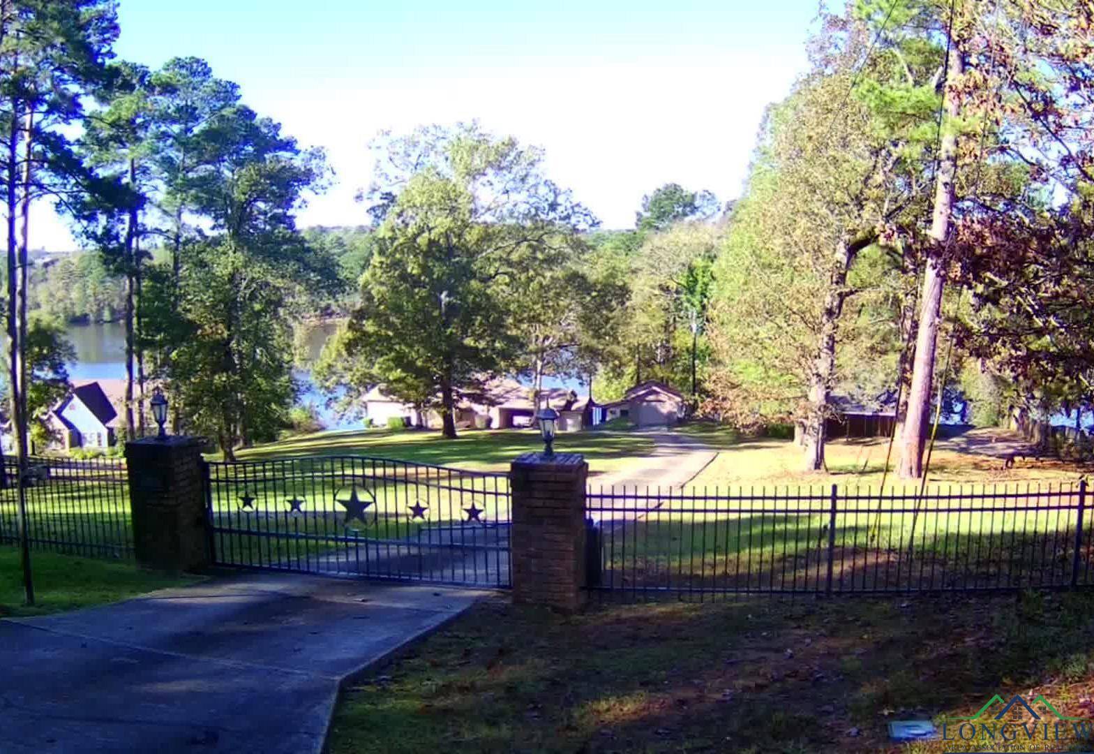 Gladewater, TX 75647,3073 EAST LAKE DRIVE