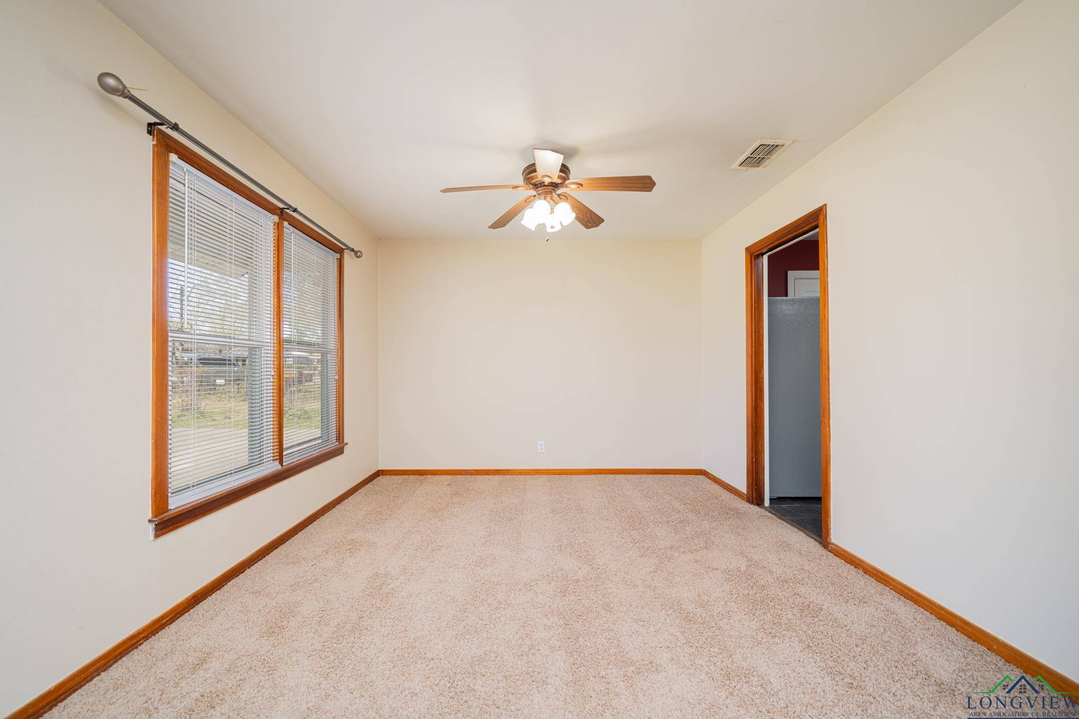 Longview, TX 75601,910 Joyce St