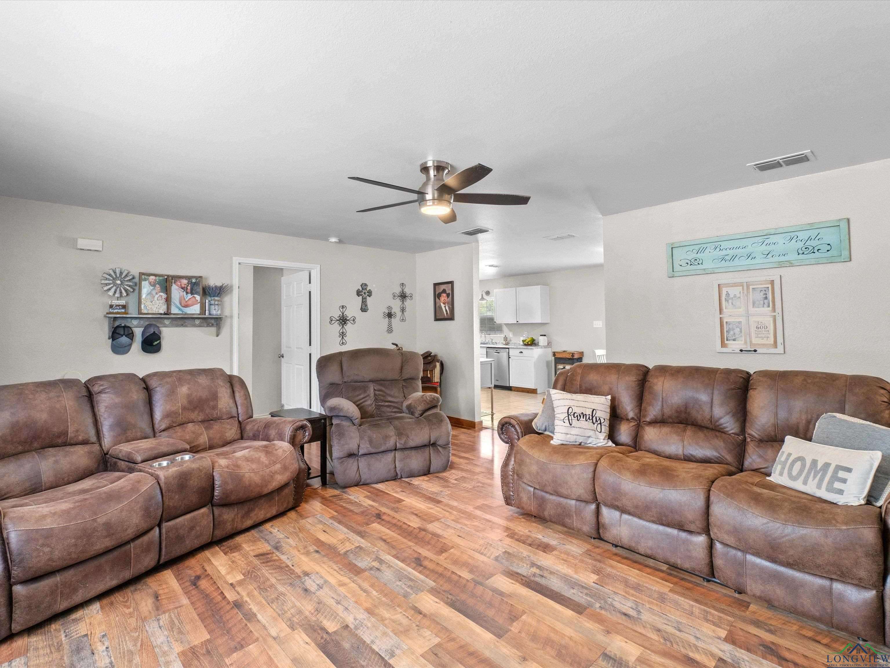 Gilmer, TX 75644,355 Old Coffeeville