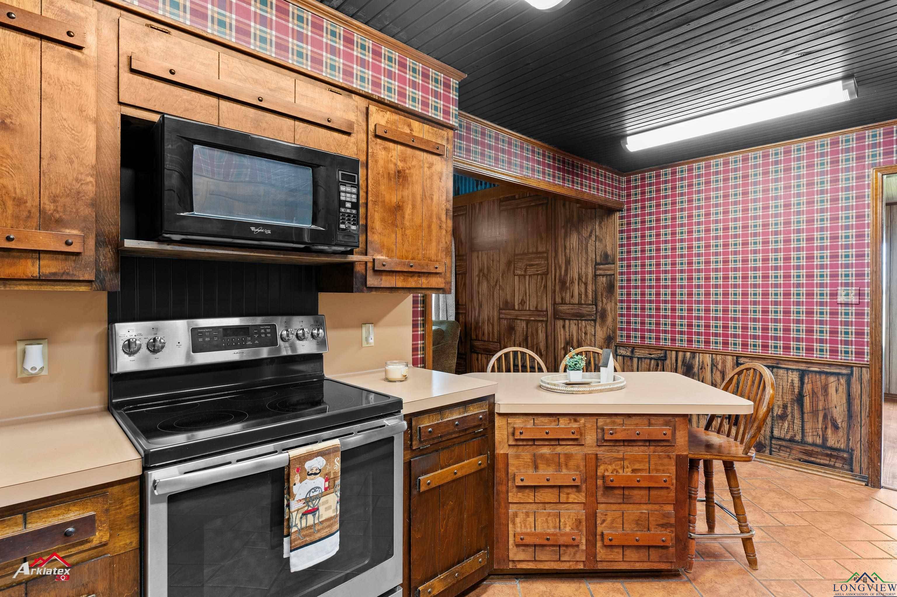 Beckville, TX 75631,6040 S US HWY 79