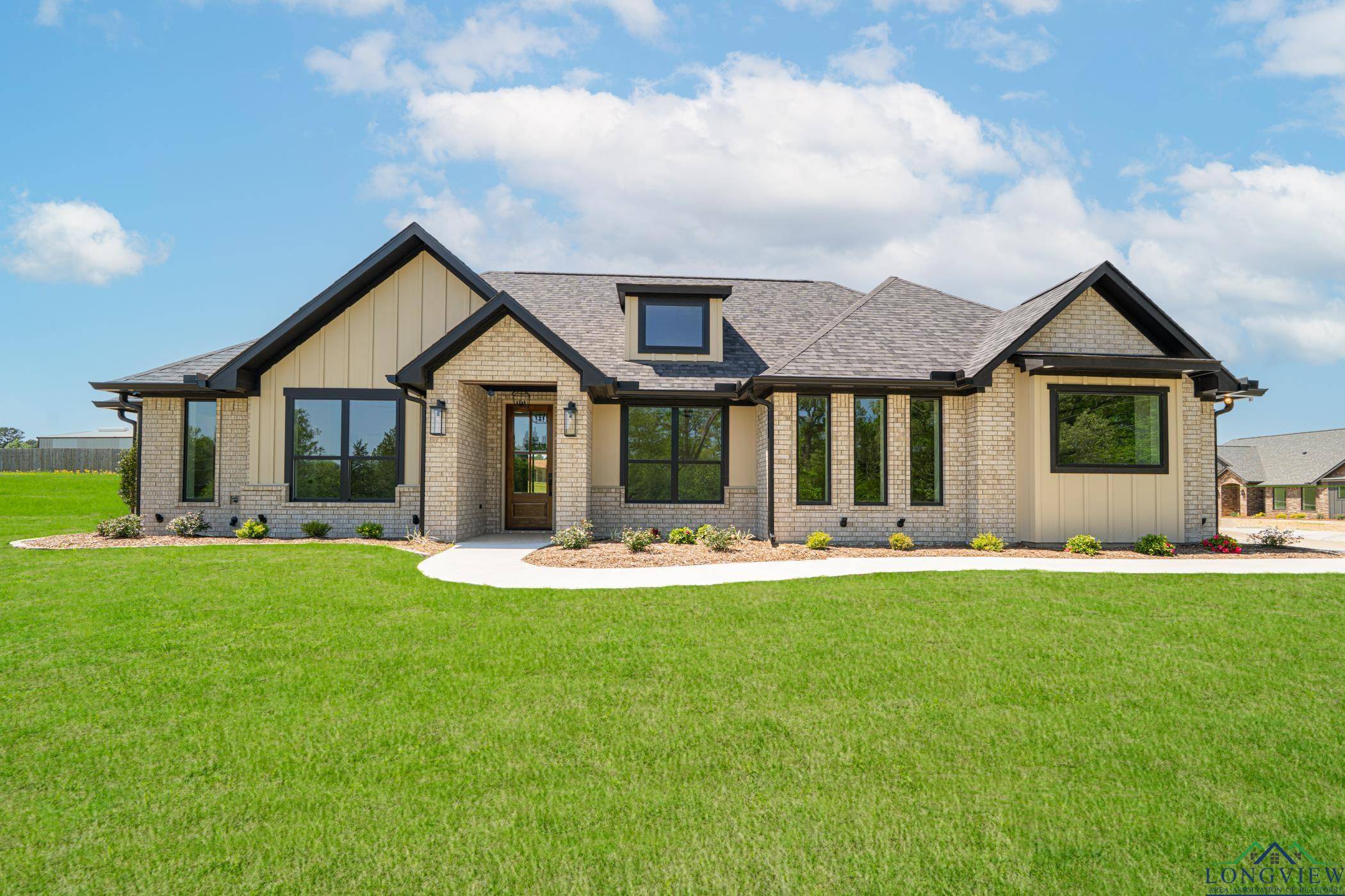 Gladewater, TX 75662,380 Brooks