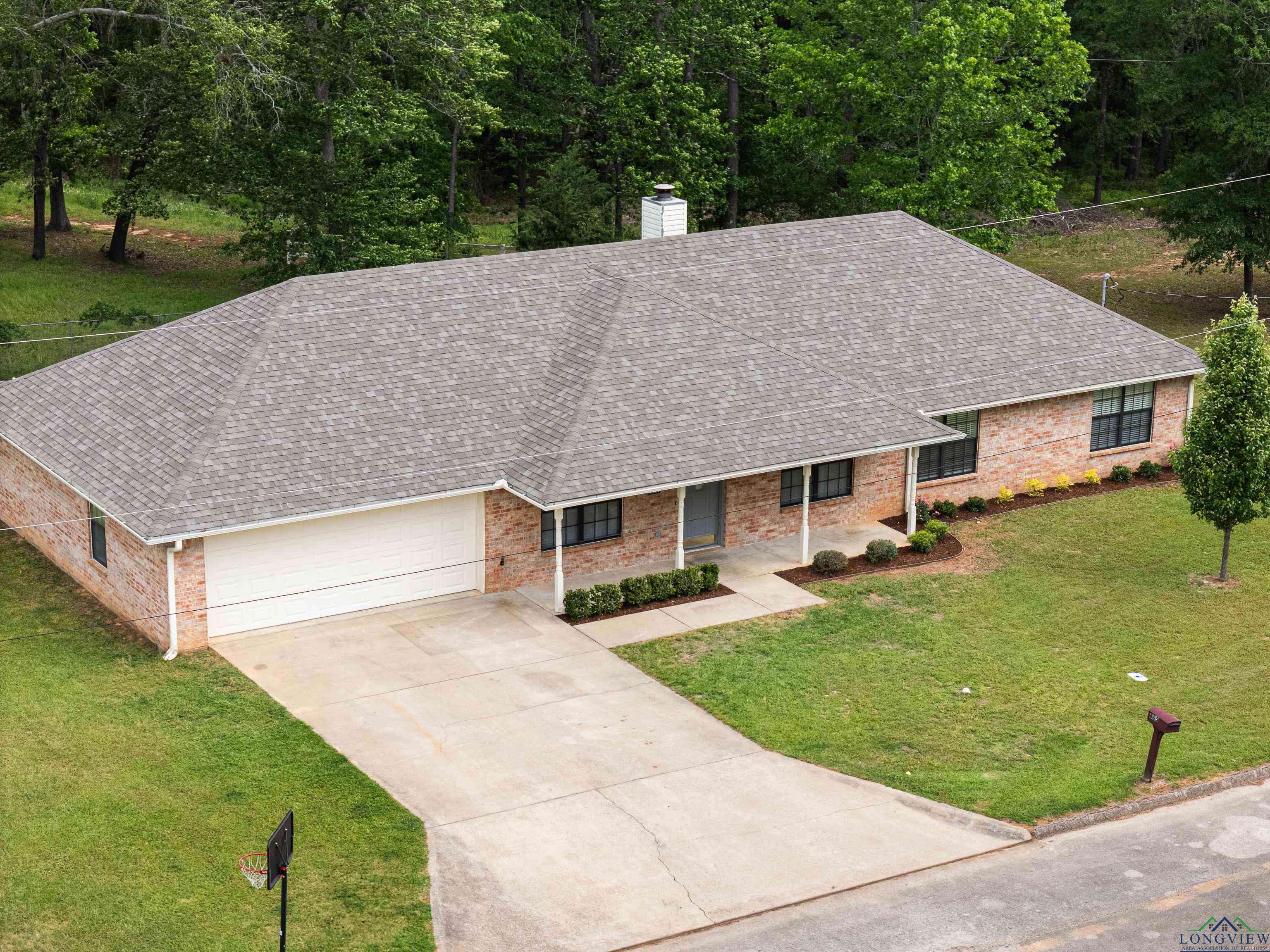 Gladewater, TX 75647,605 Briarwood Dr