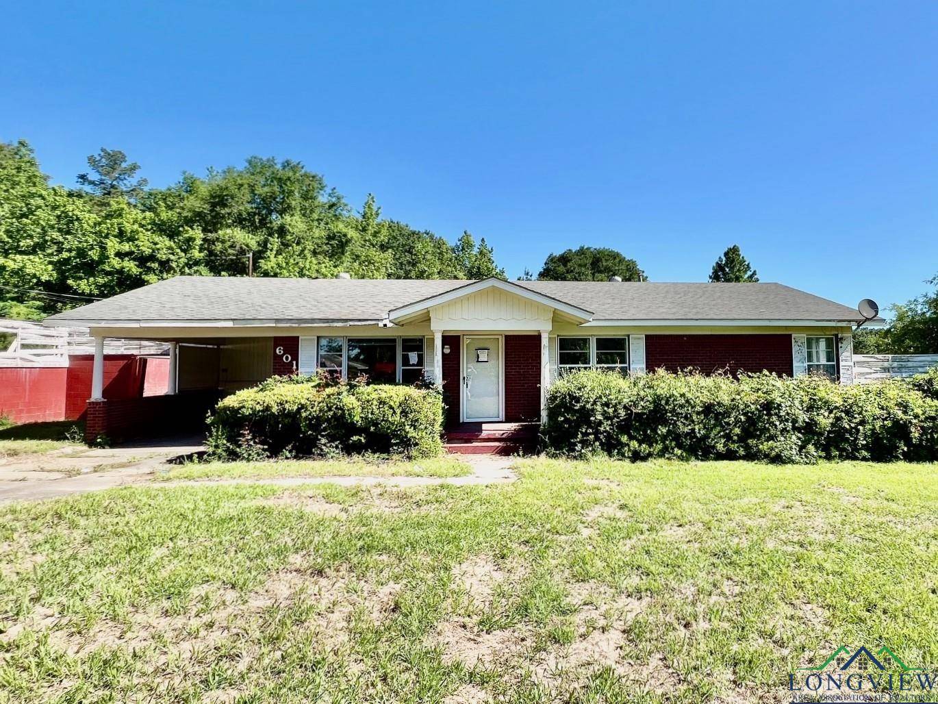 Marshall, TX 75672,601 Sunset Dr.