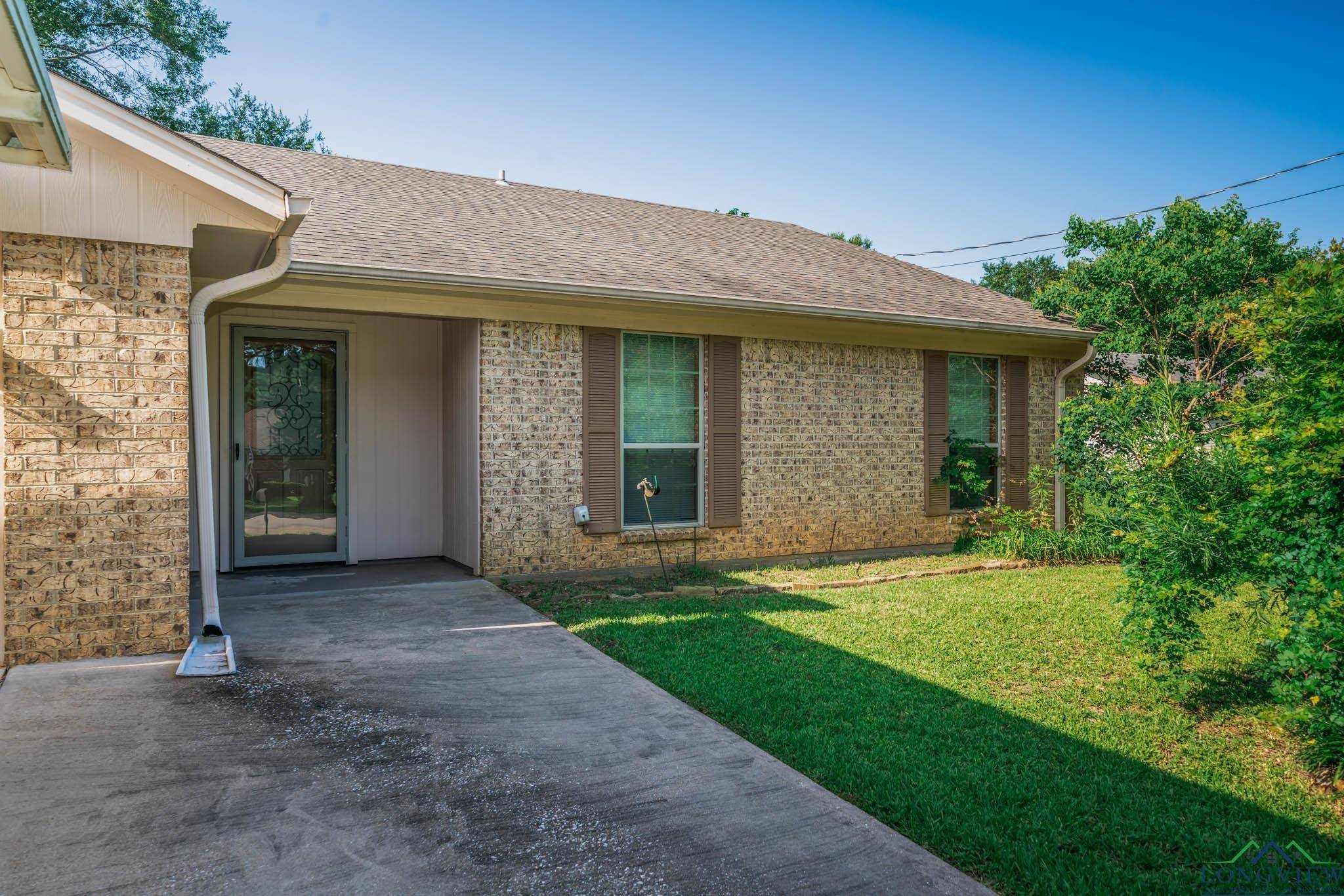 Kilgore, TX 75662,157 RIDGE LANE