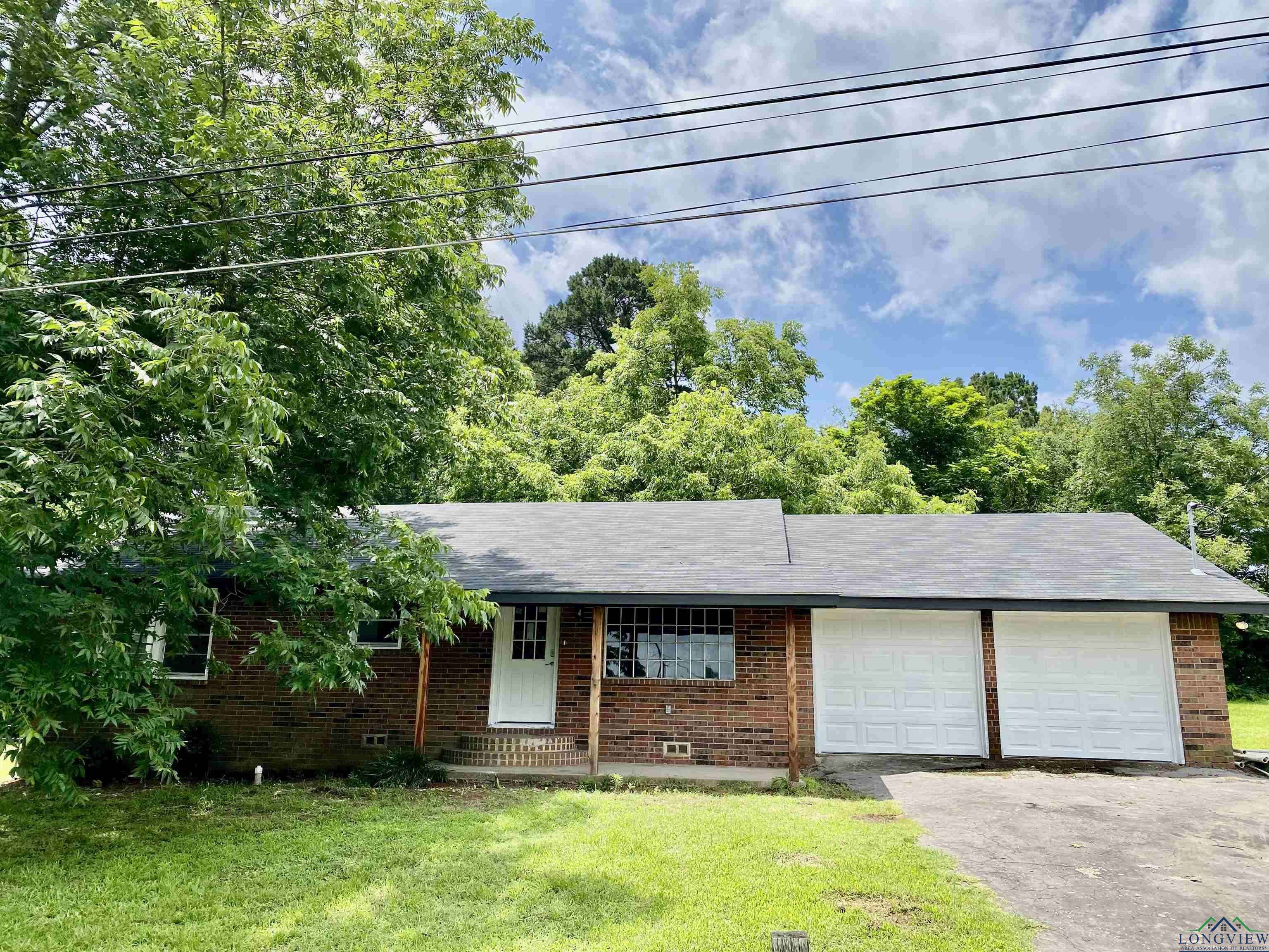 Daingerfield, TX 75638,300 E Peak