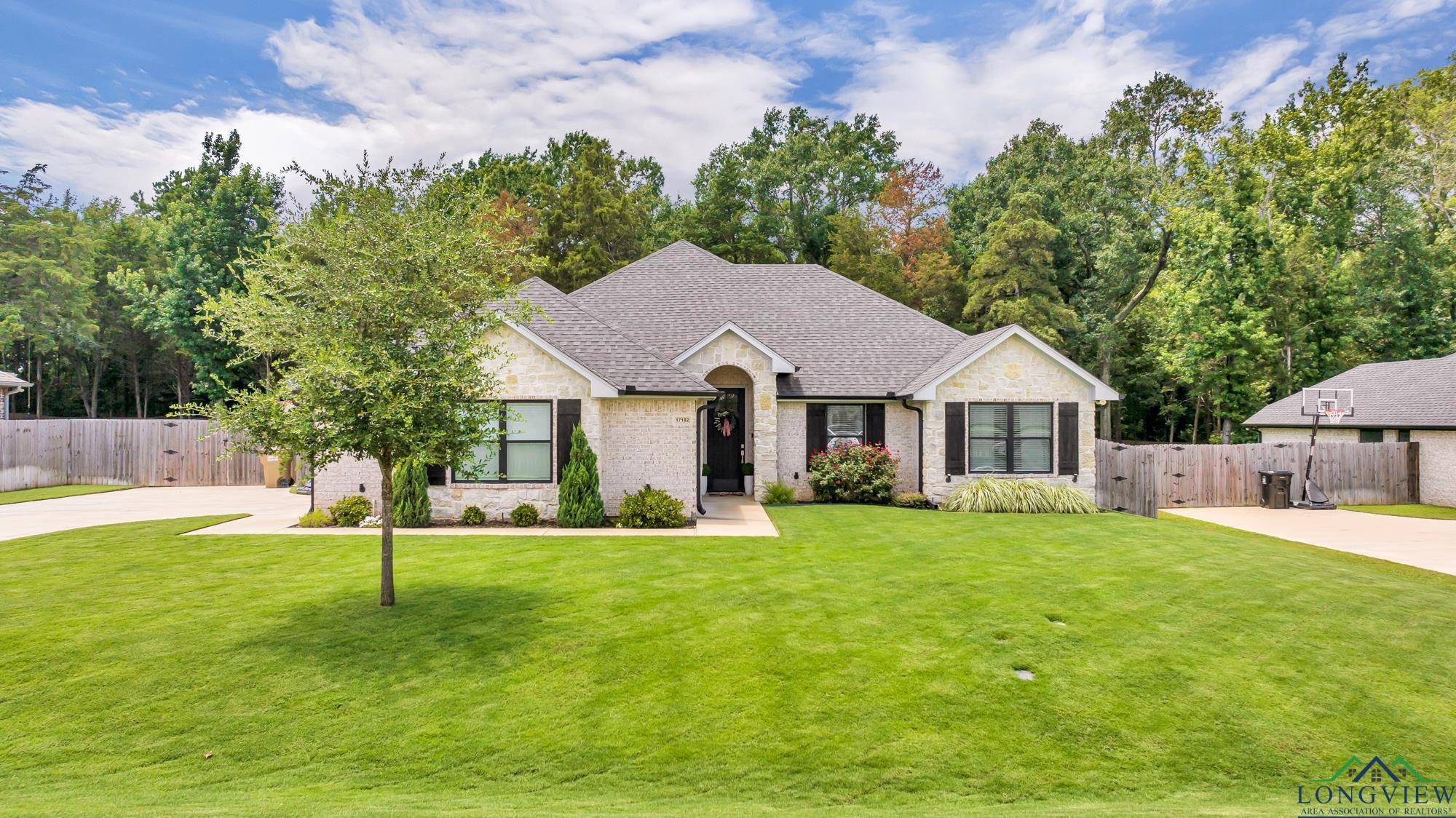 Flint, TX 75762,17182 Ironwood Dr